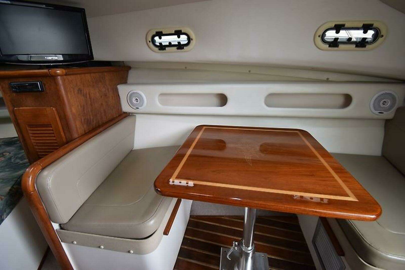 2003 Pursuit 3000 Express - Image 24