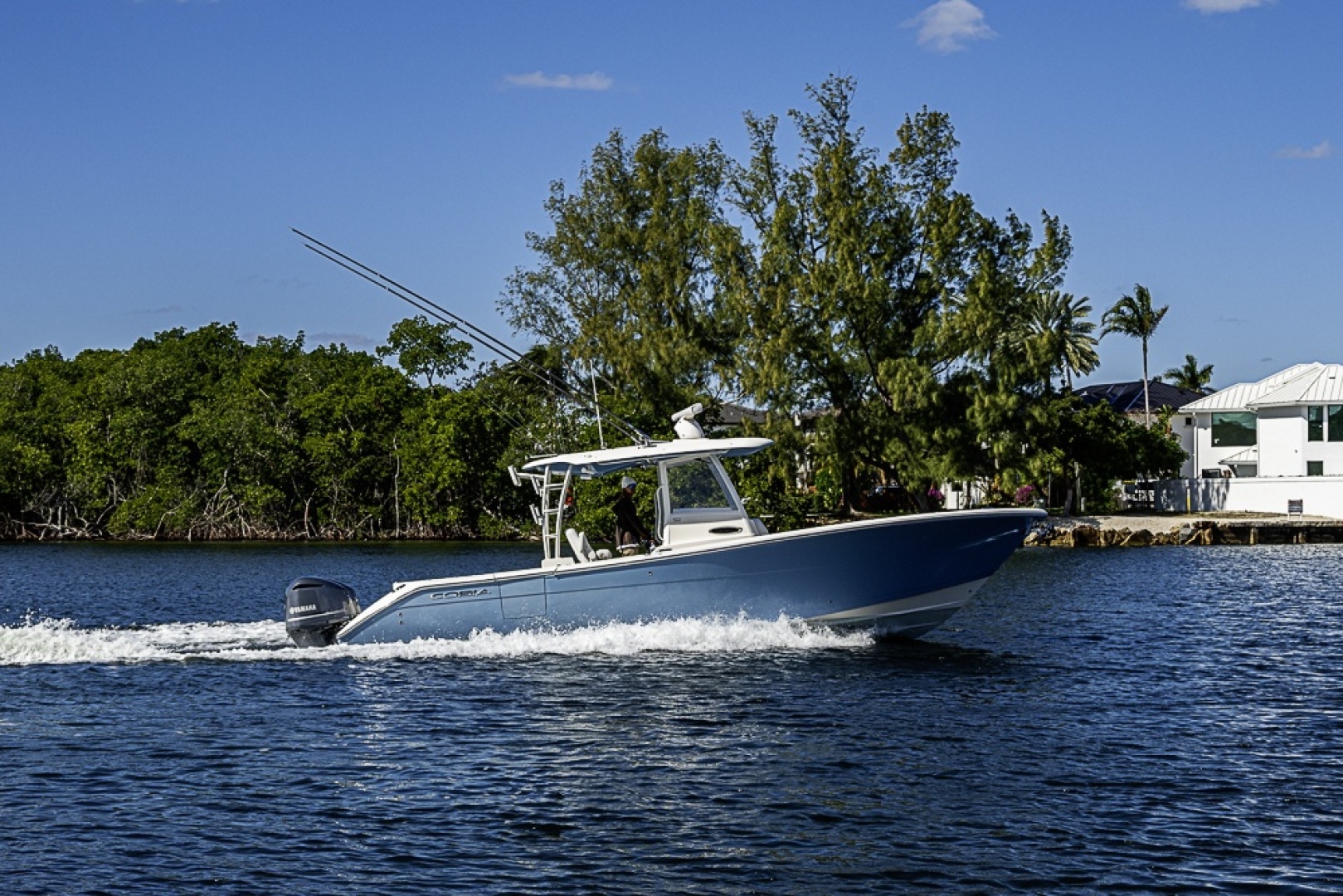 2021 Cobia 320 CC - Image 47