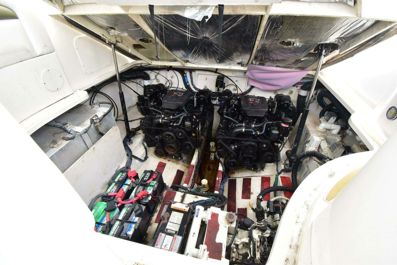 2006 Sea Ray 320 Sundancer - Image 15