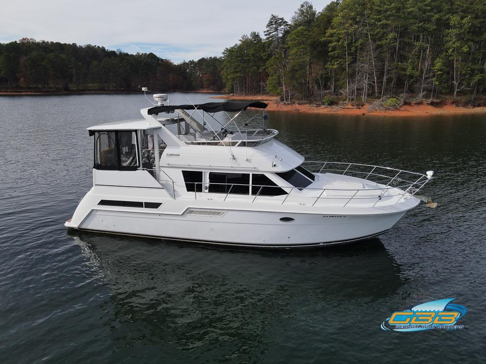 1998 Carver 405 Aft Cabin Motor Yacht