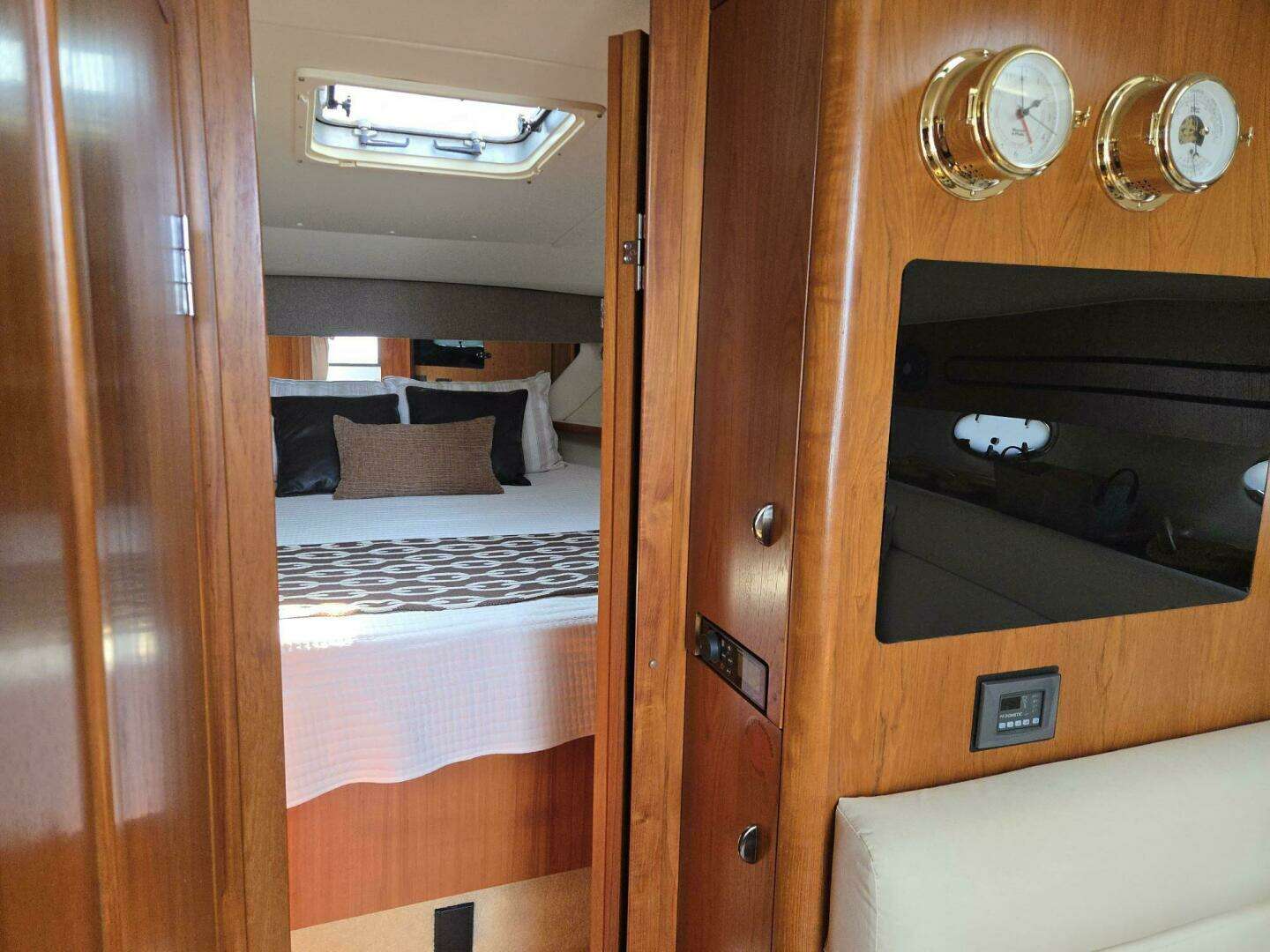 2001 Tiara Yachts 3800 Express - Image 46