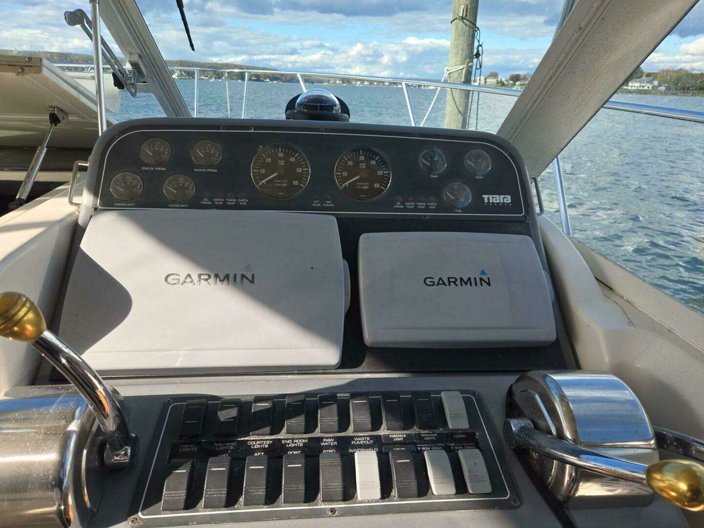 1998 Tiara Yachts Coronet - Image 32