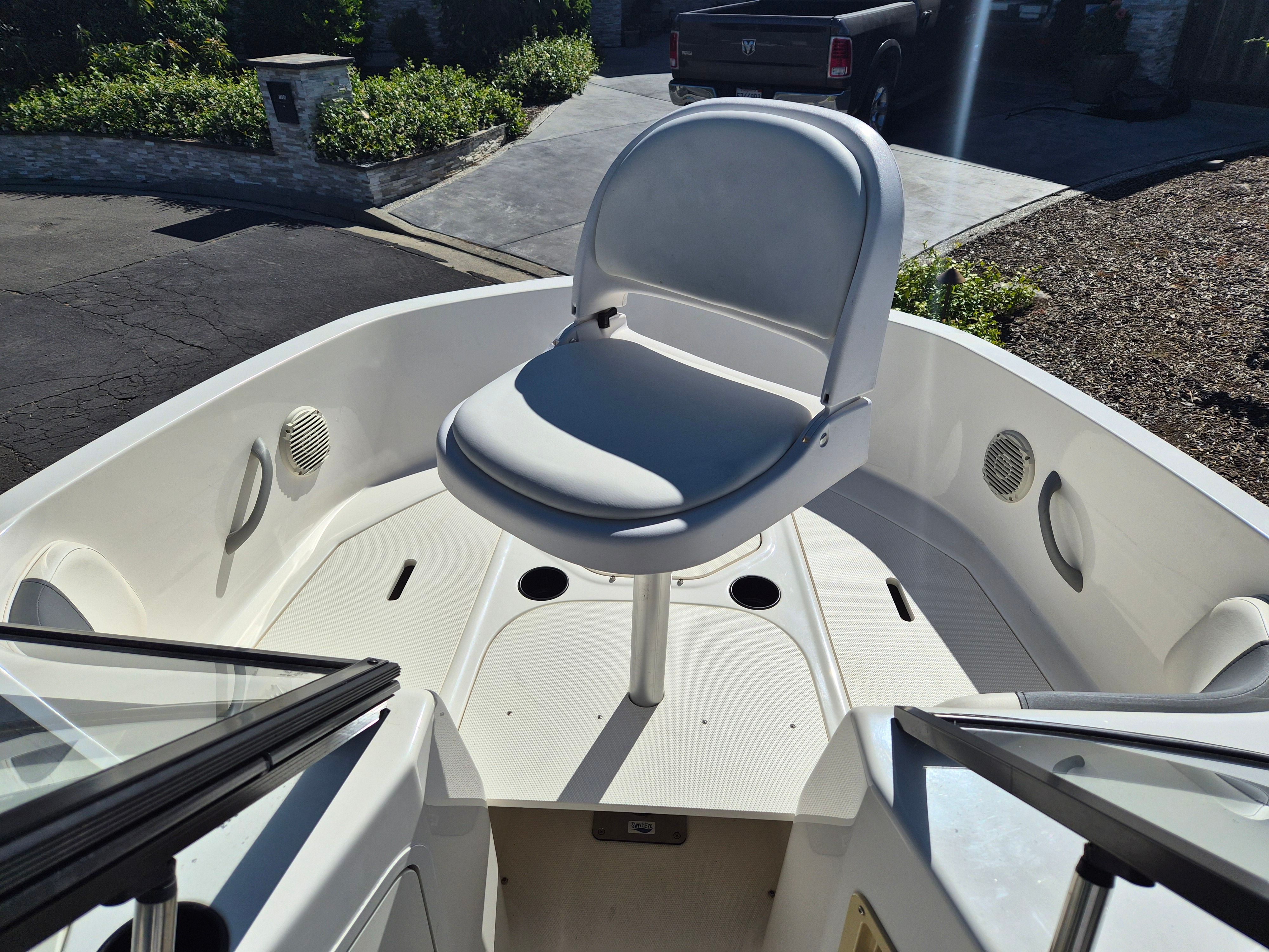 2022 Bayliner Element E21 - 16