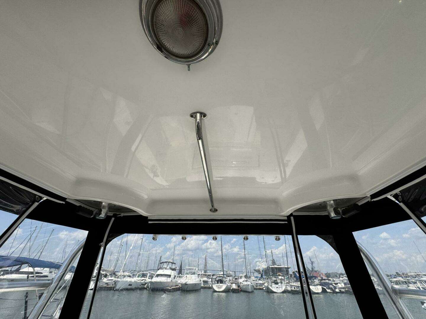 2011 Boston Whaler 305 Conquest - Image 23