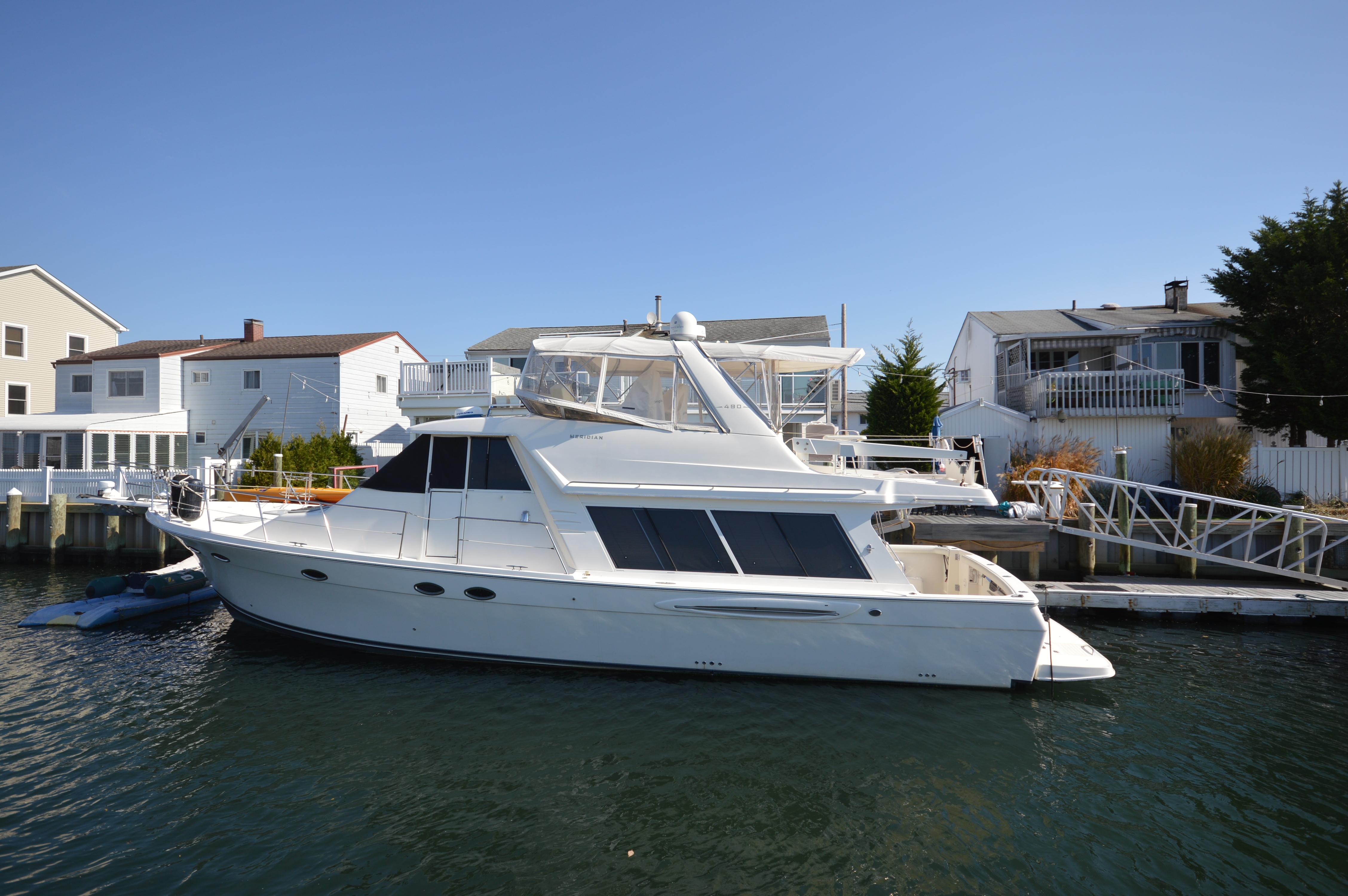 2007 Meridian 490 Pilothouse