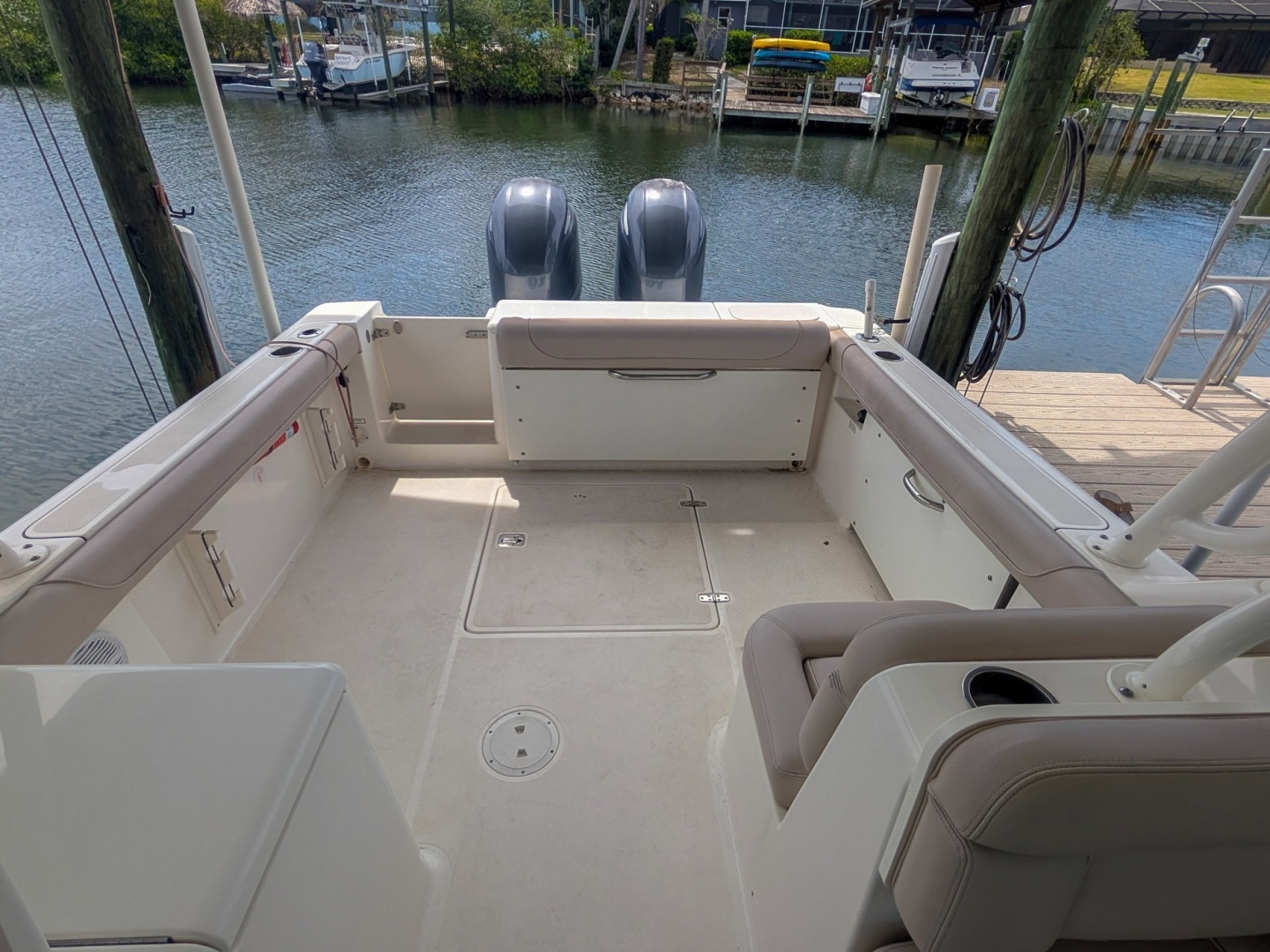 2015 Pursuit DC 265 Dual Console - Image 10