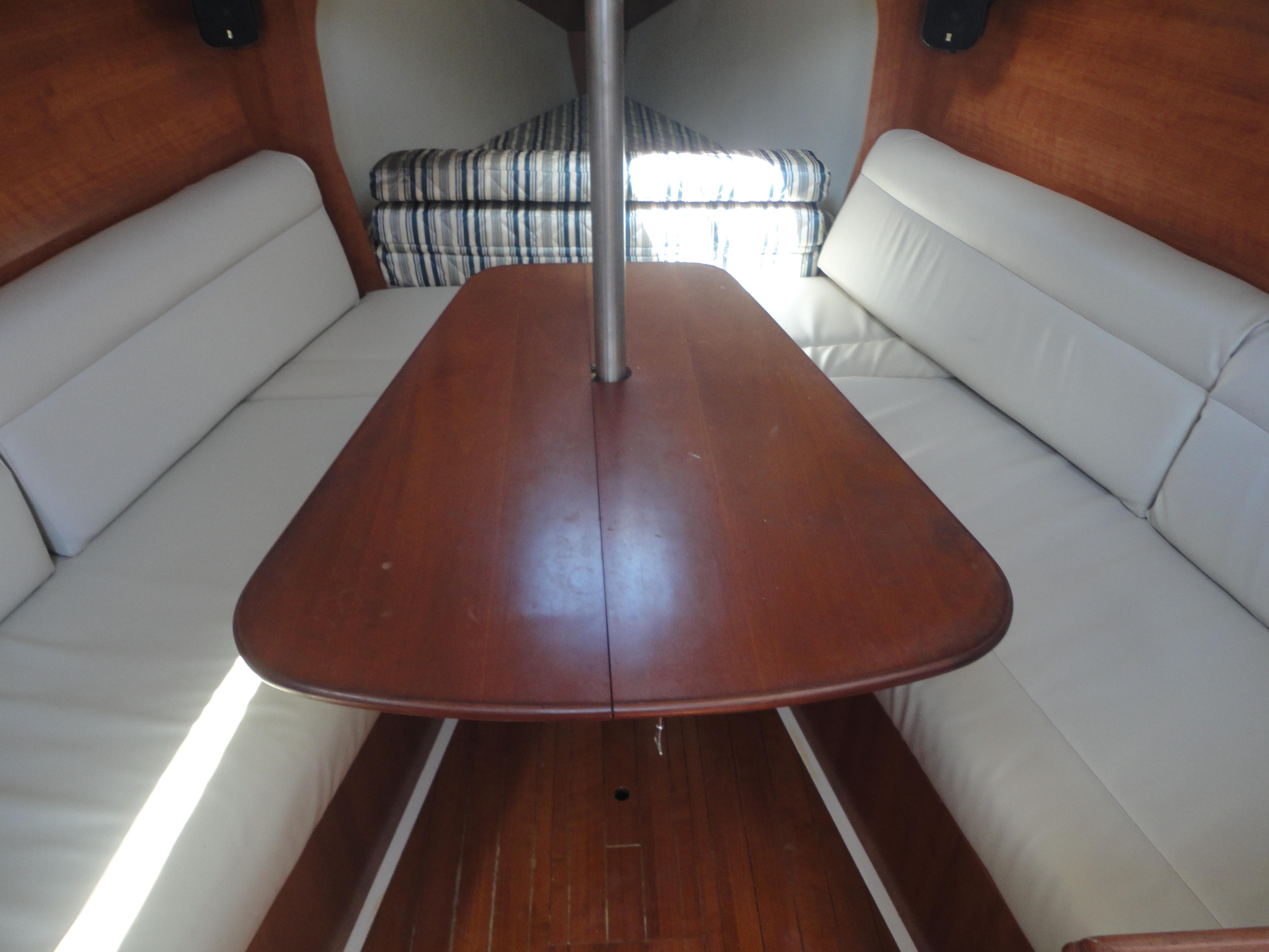 2013 Marlow-Hunter Hunter 27 - 44