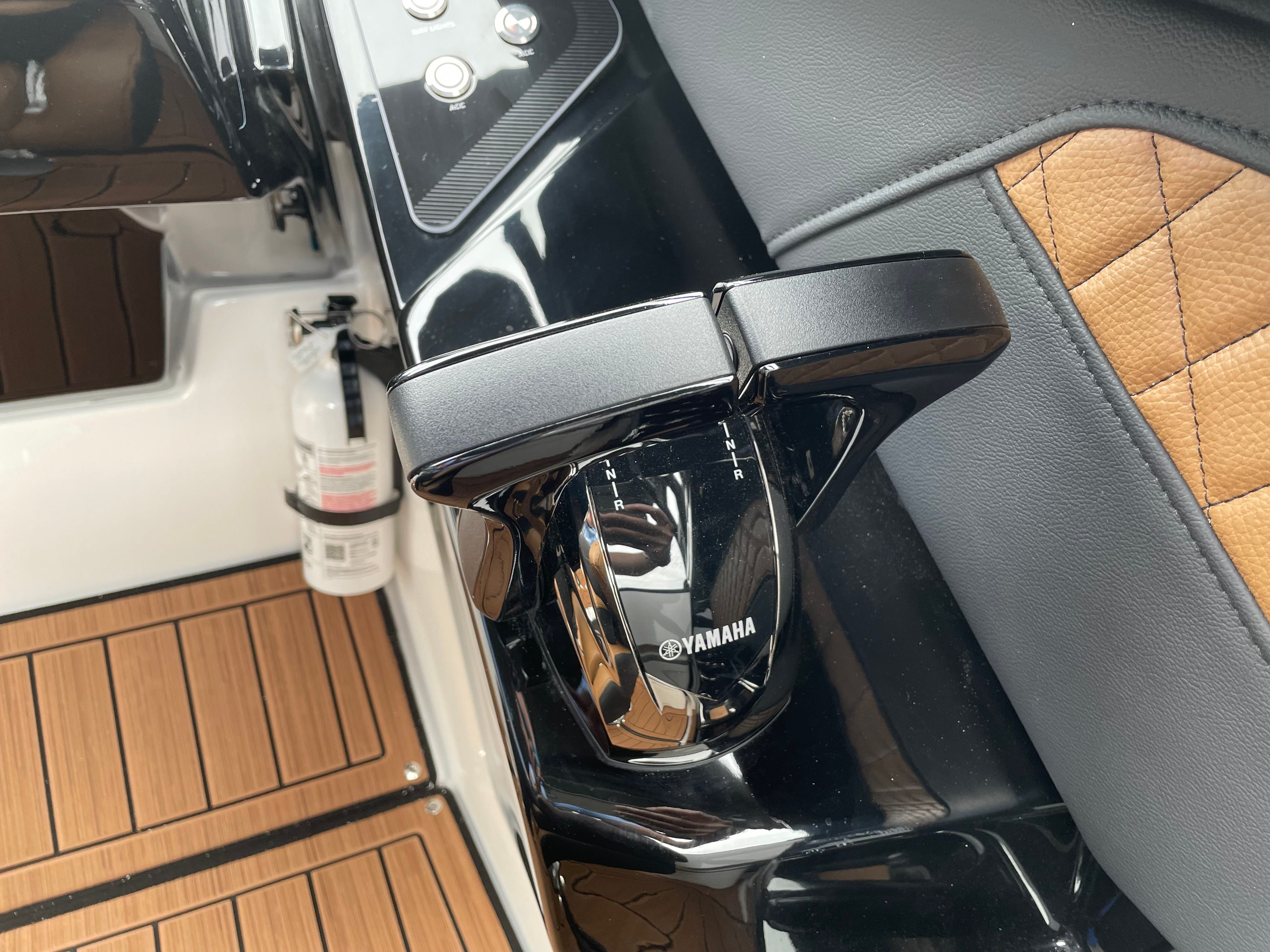 2026 YAMAHA 252 SE - Image 32