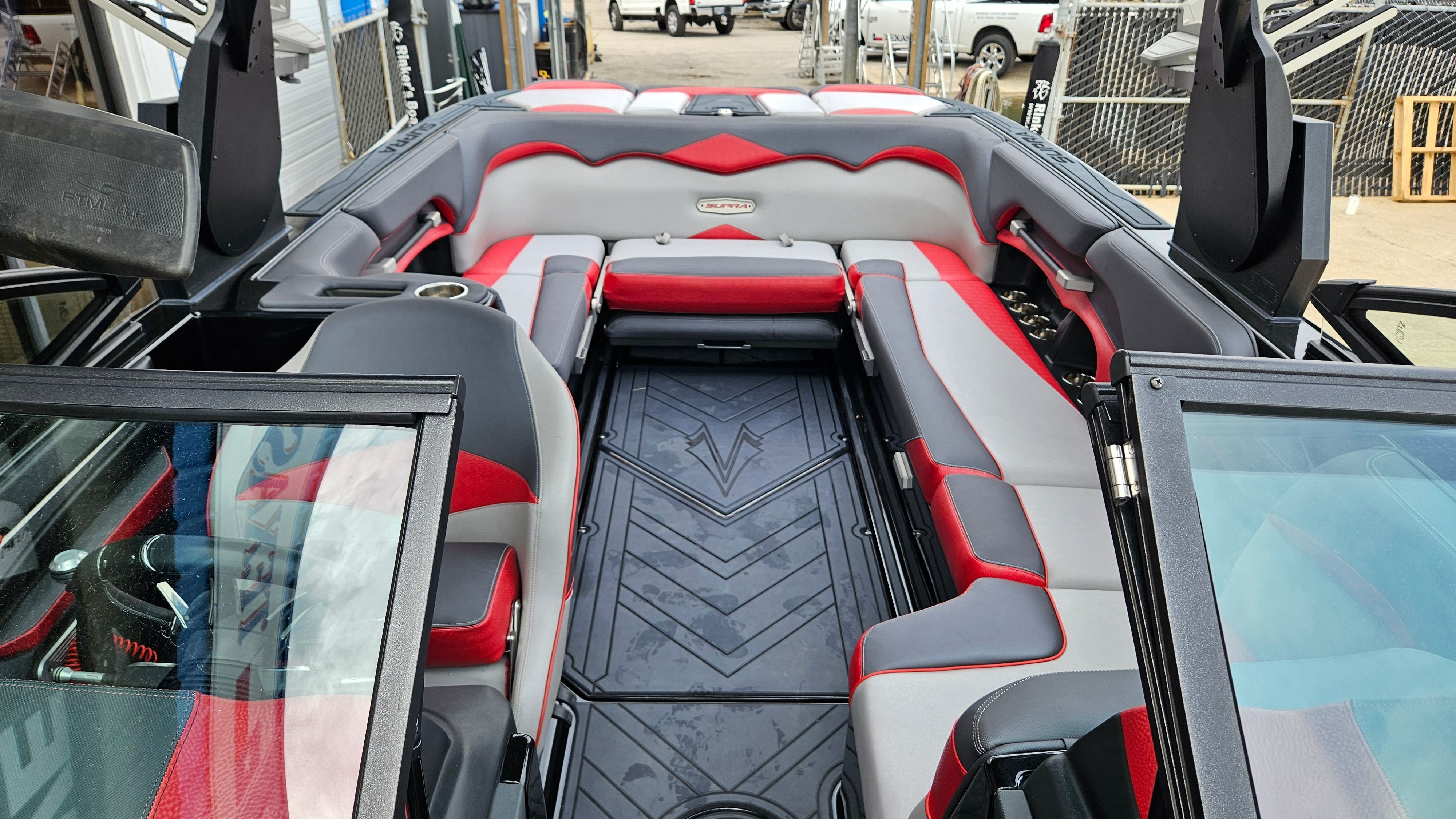 2018 SUPRA SE 550 - Image 27