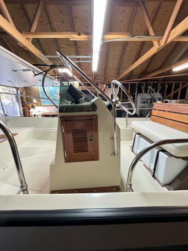 1986 Boston Whaler Montauk - 16