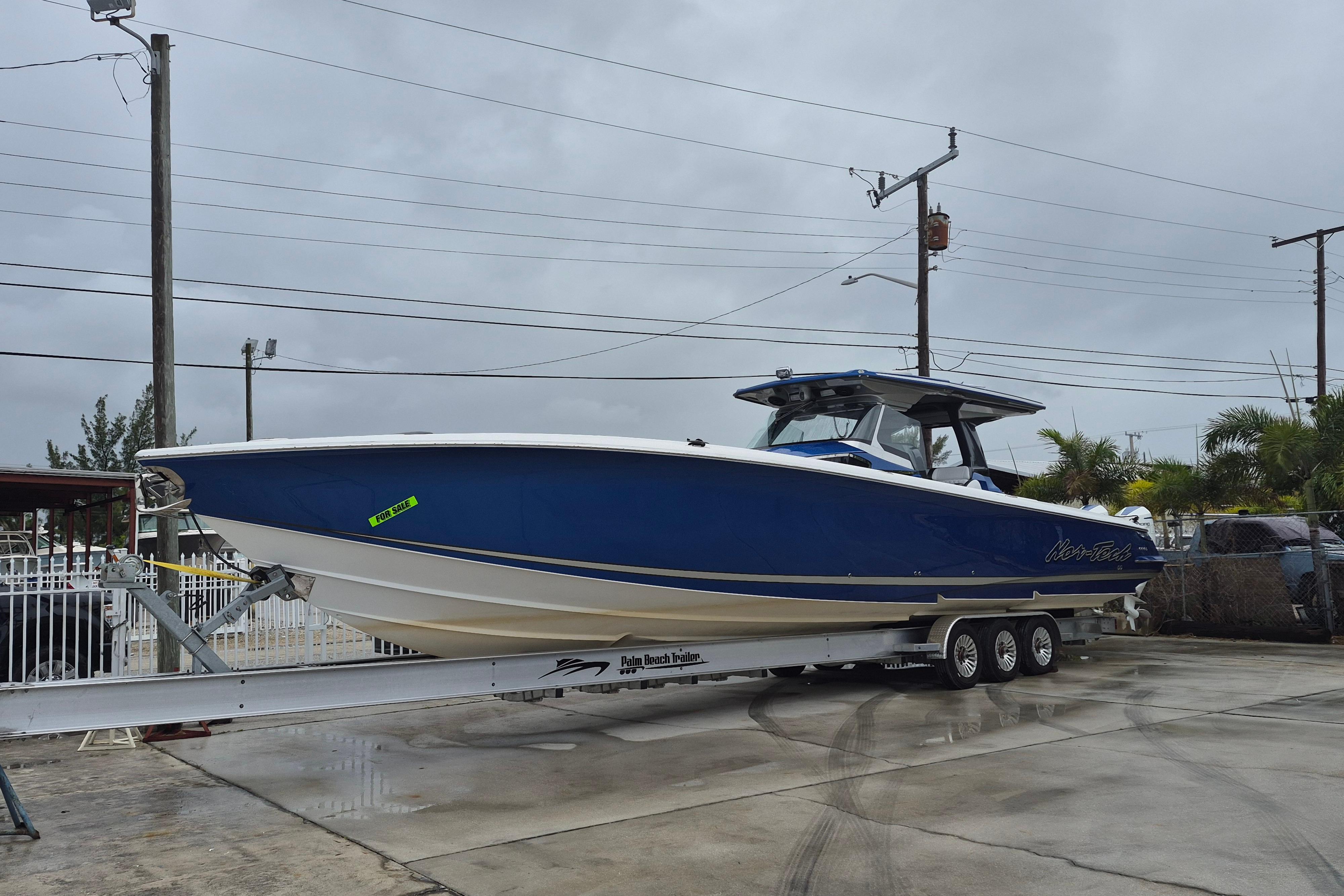 2020 Nor-Tech 450 Sport Center Console