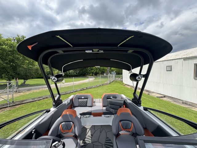 2027 Scarab 210 LX Wake - 20
