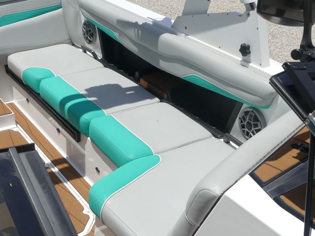 2022 Axis T220 - 18