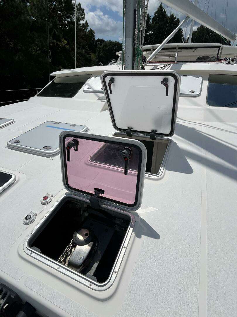 2013 Voyage Yachts 520 - Image 27