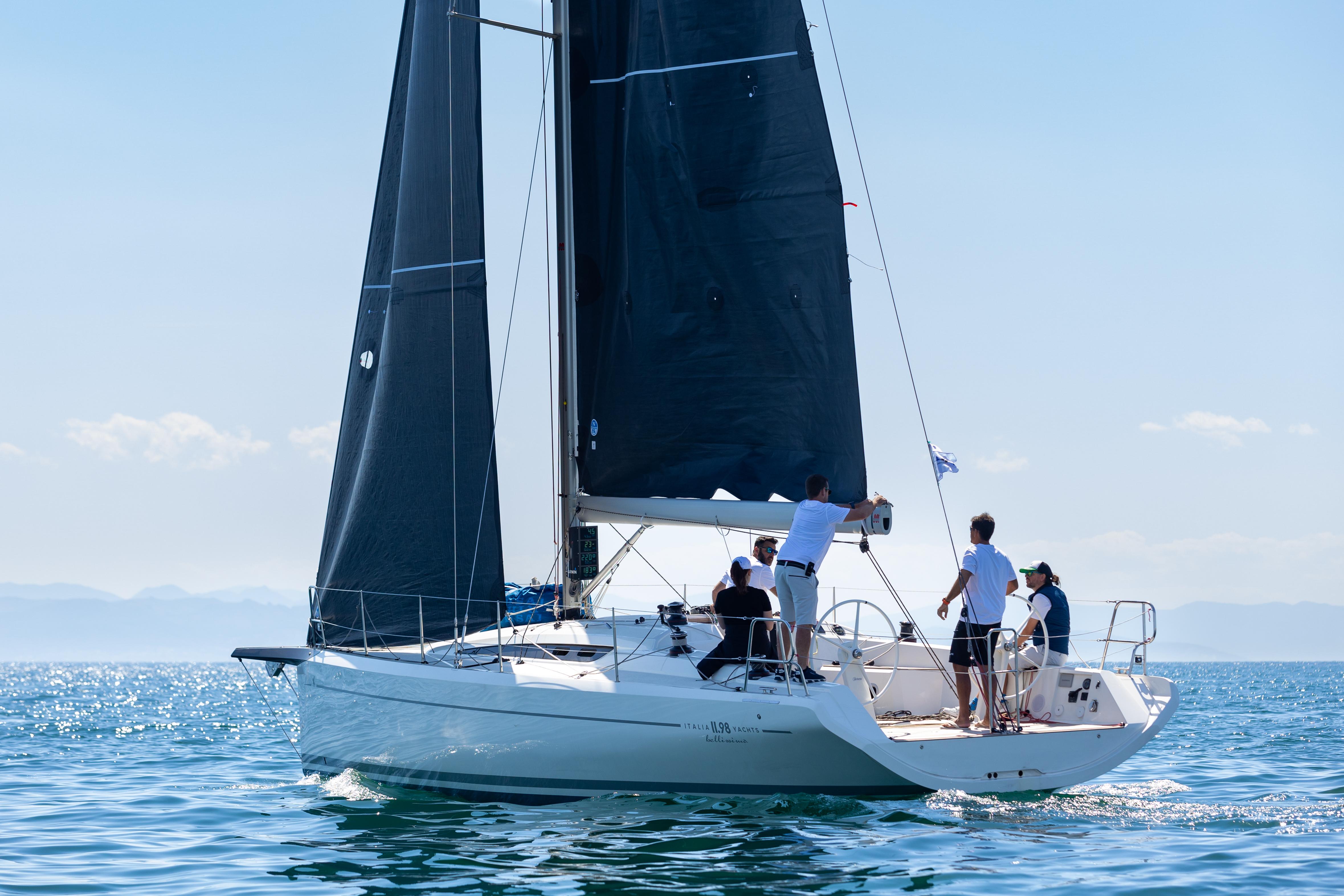 2023 Italia Yachts IY11.98 Bellissima