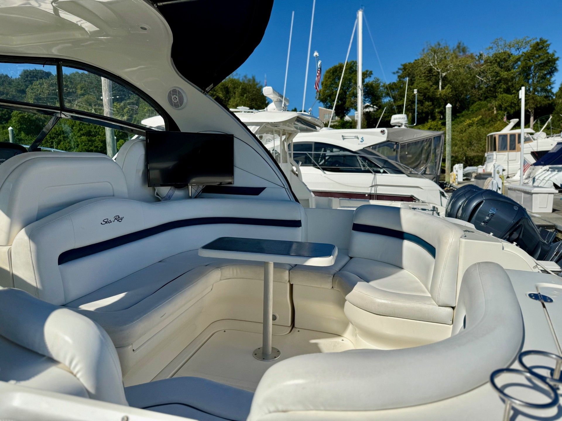 2006 Sea Ray 38 Sundancer - 17