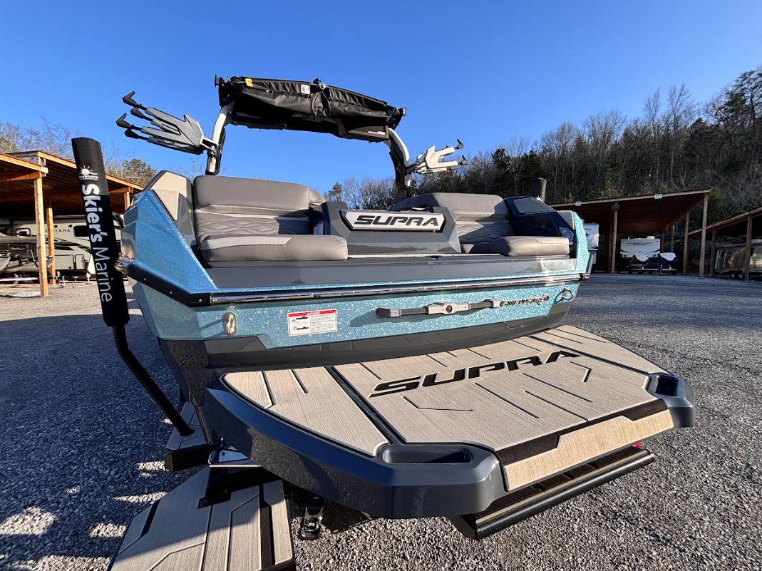 2025 Supra SA 450 boat with sleek design and luxurious interior.