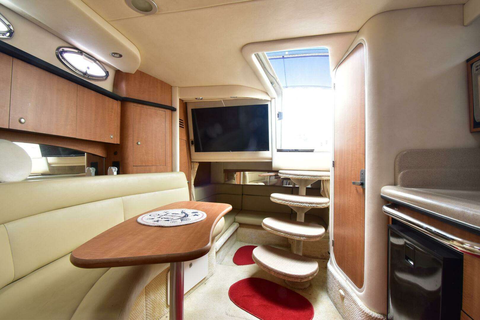 2006 Sea Ray 320 Sundancer - Image 20