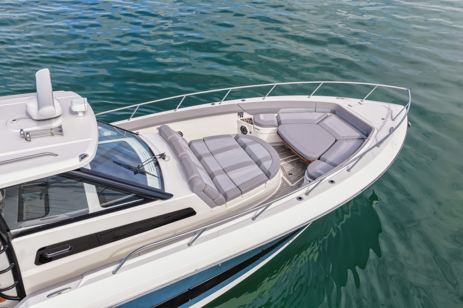 2023 Boston Whaler — - Image 23