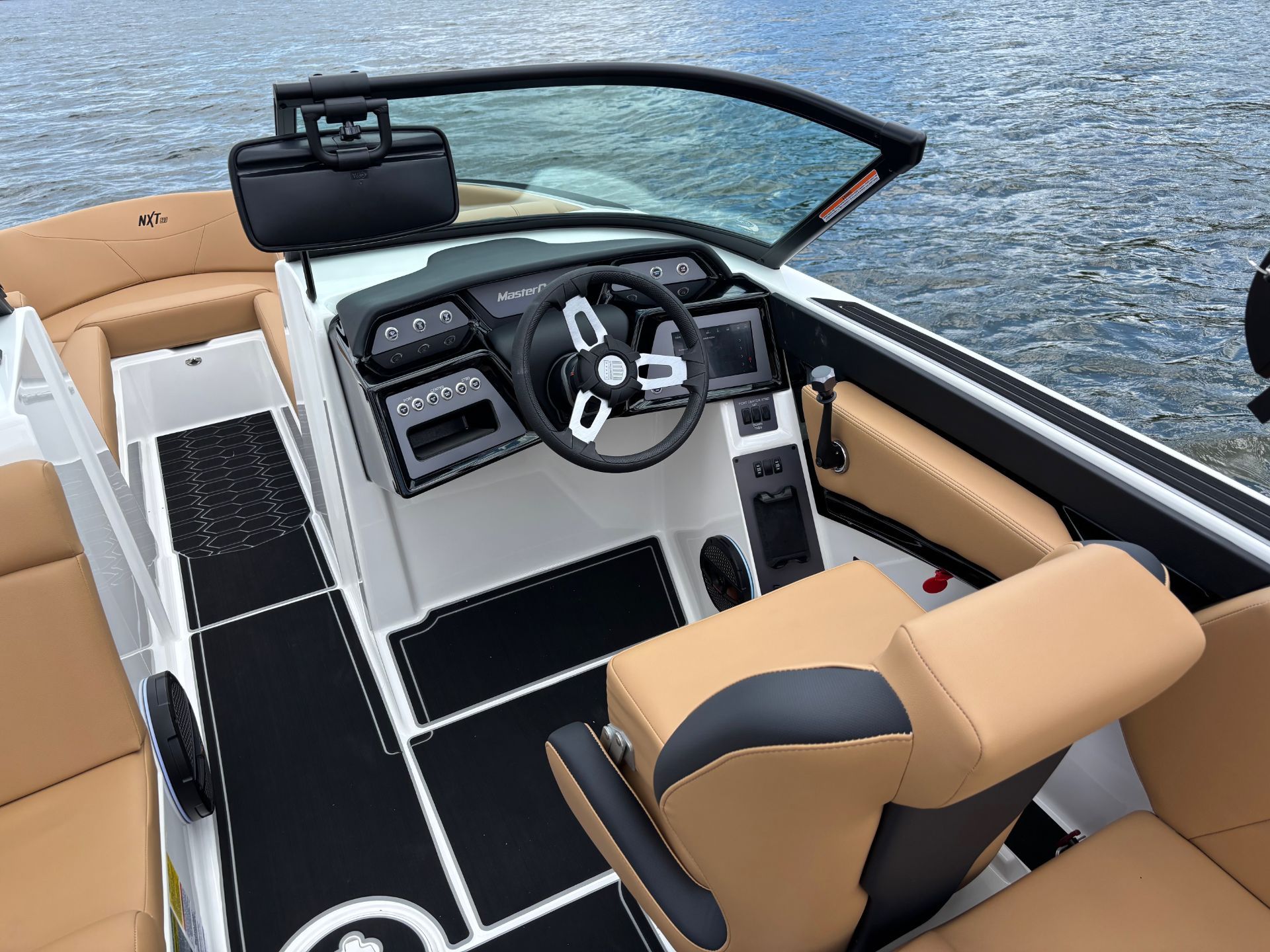 2025 MasterCraft NXT23 - 5