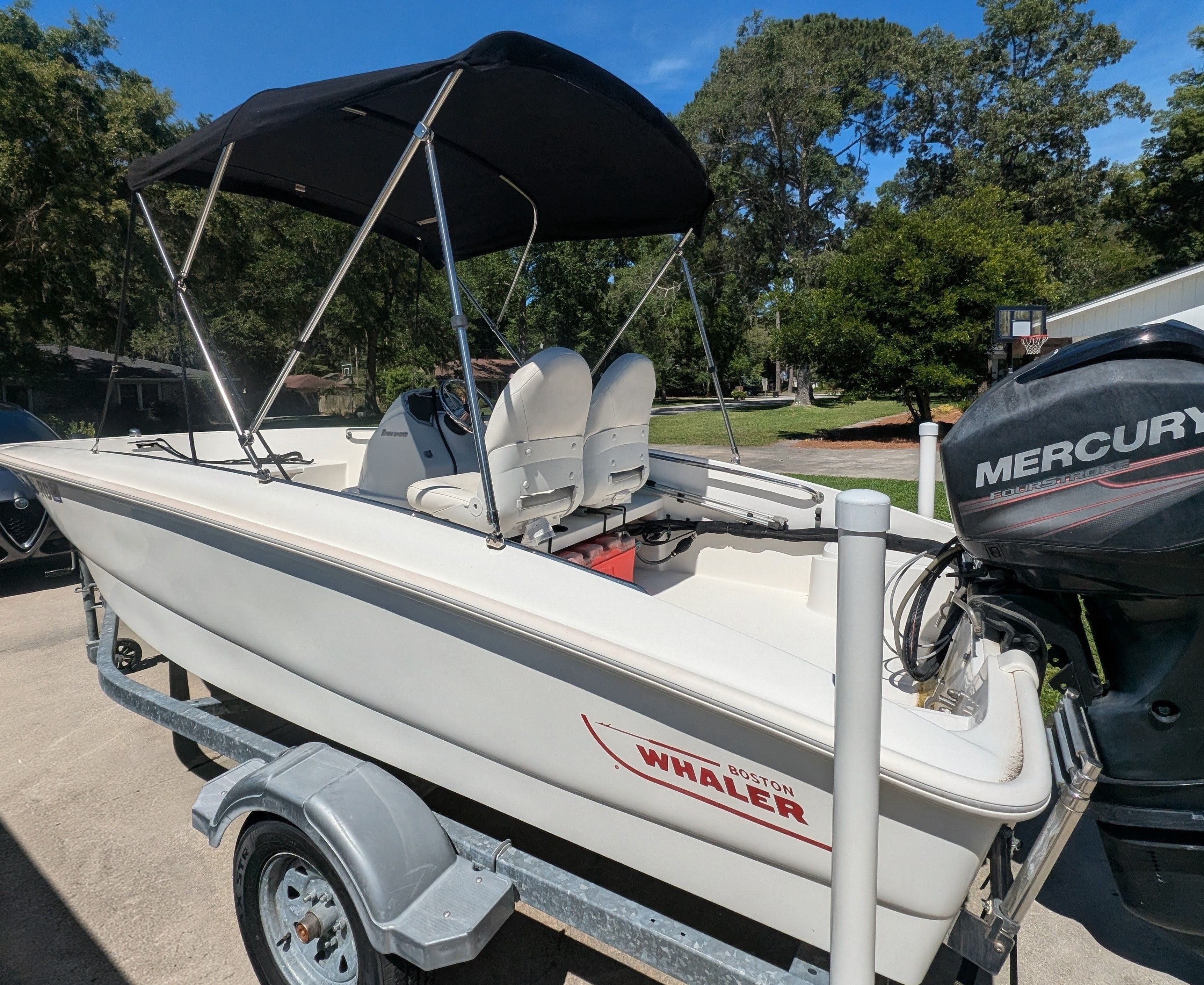 2016 Boston Whaler 150 Super Sport