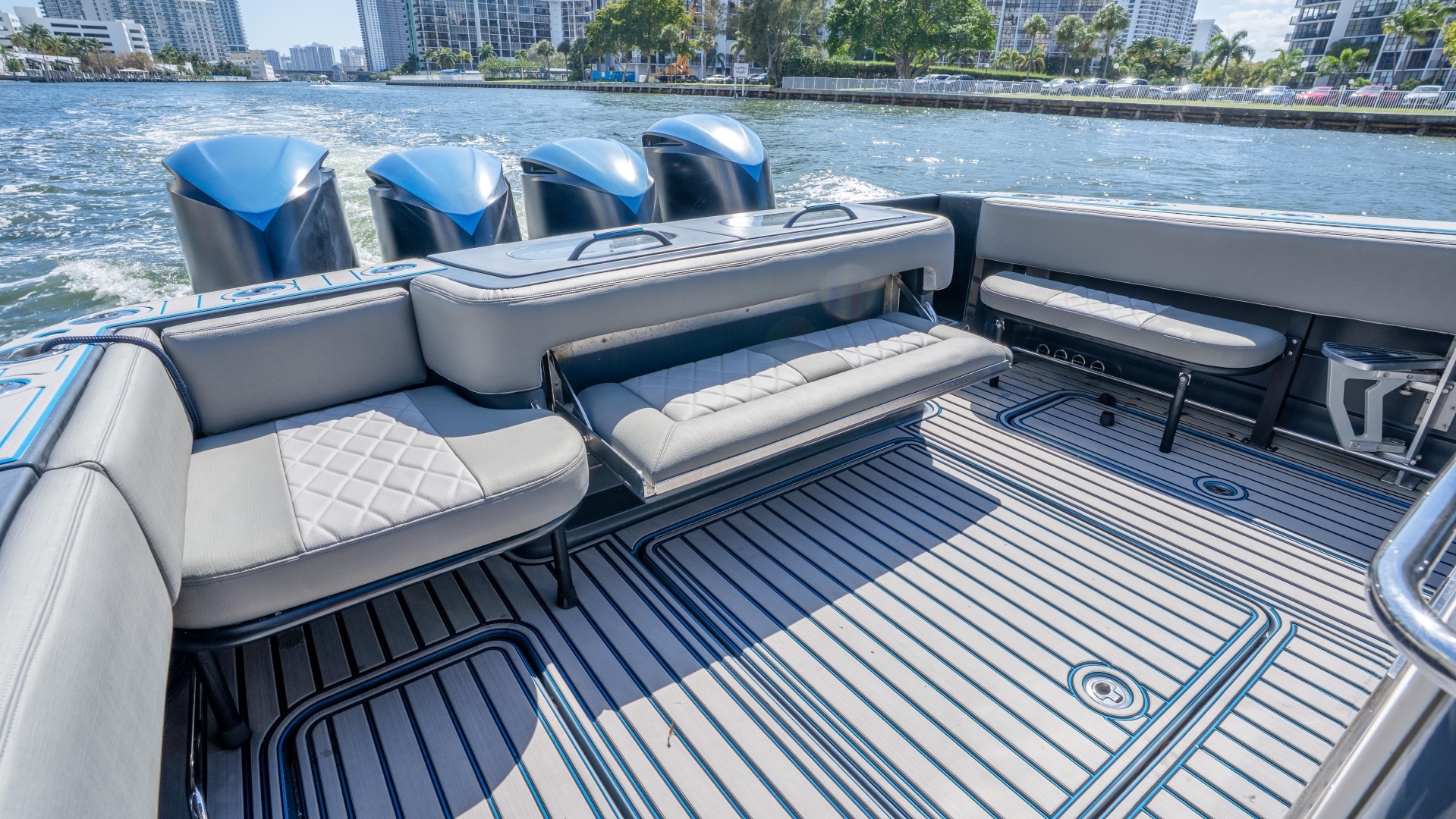 2016 Hydra-Sports 4200 Siesta - Image 10