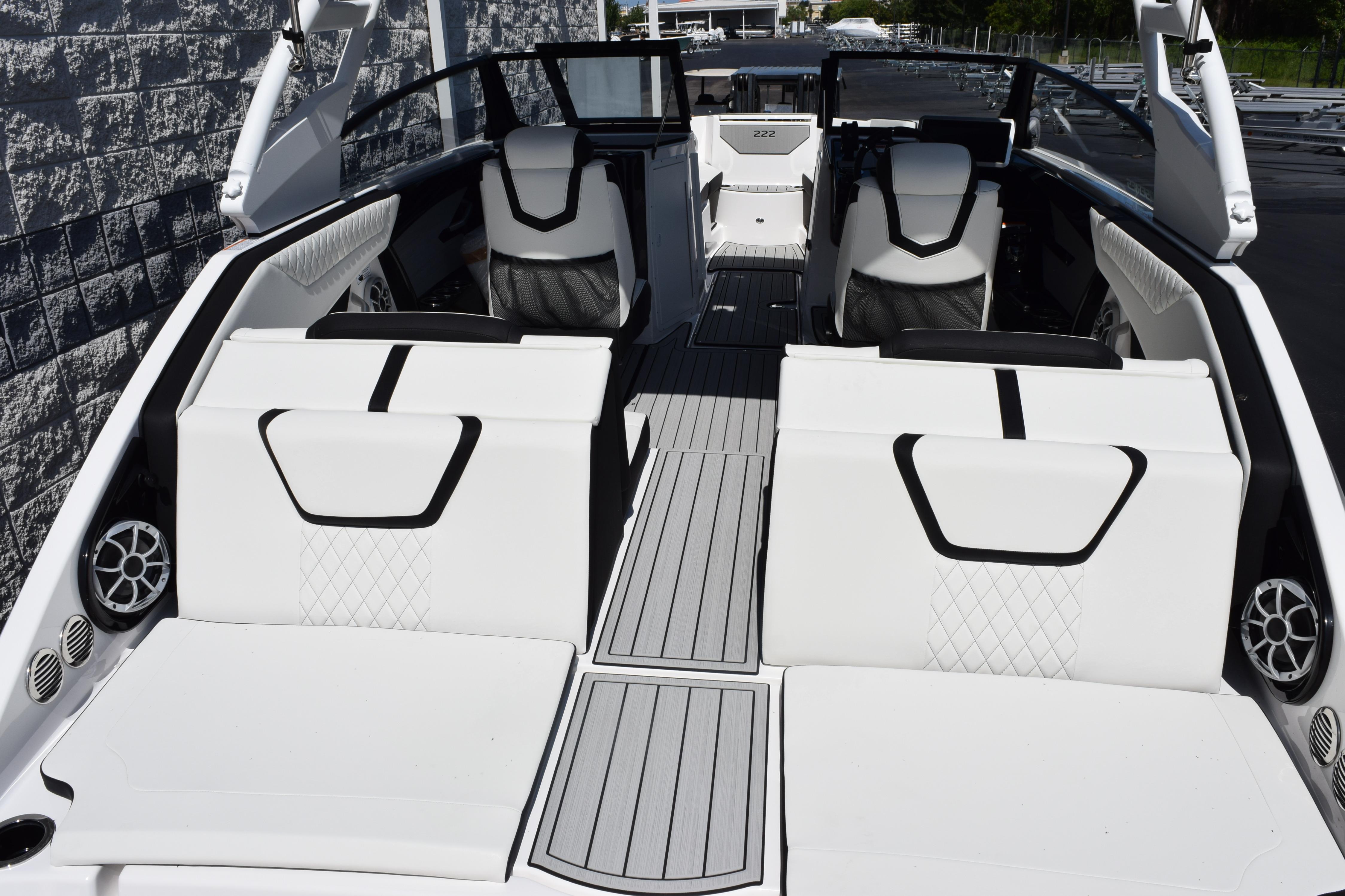 2026 Yamaha Boats 222SE interior with sleek white seating and modern design.