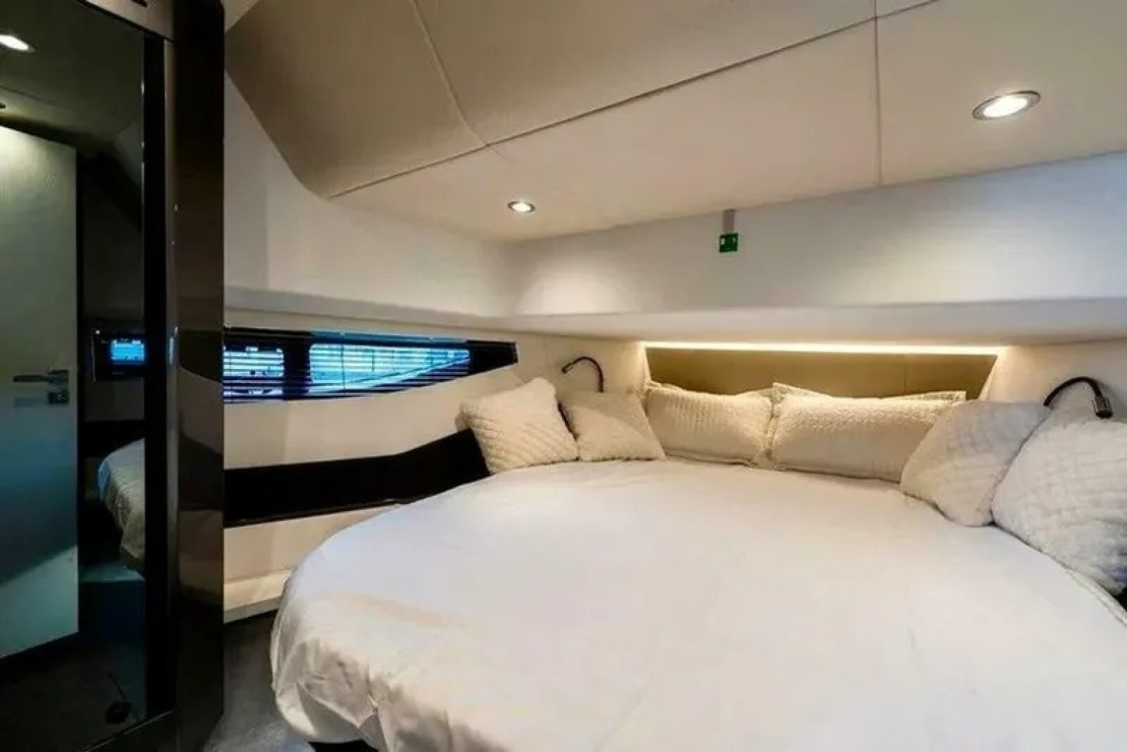 2023 Azimut 47 Verve - Image 32