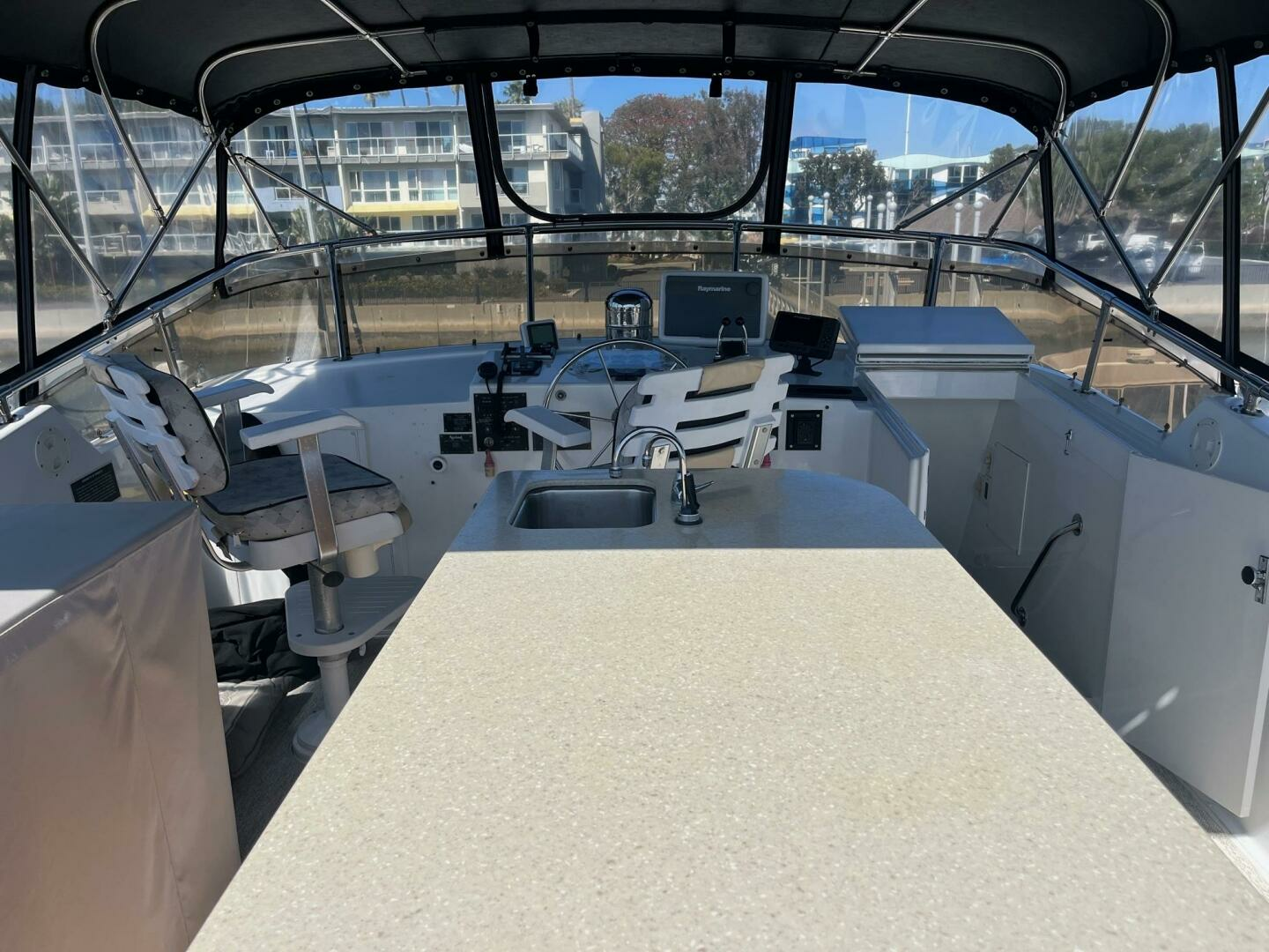 1986 Hatteras 70' Cockpit Motor Yacht - Image 17