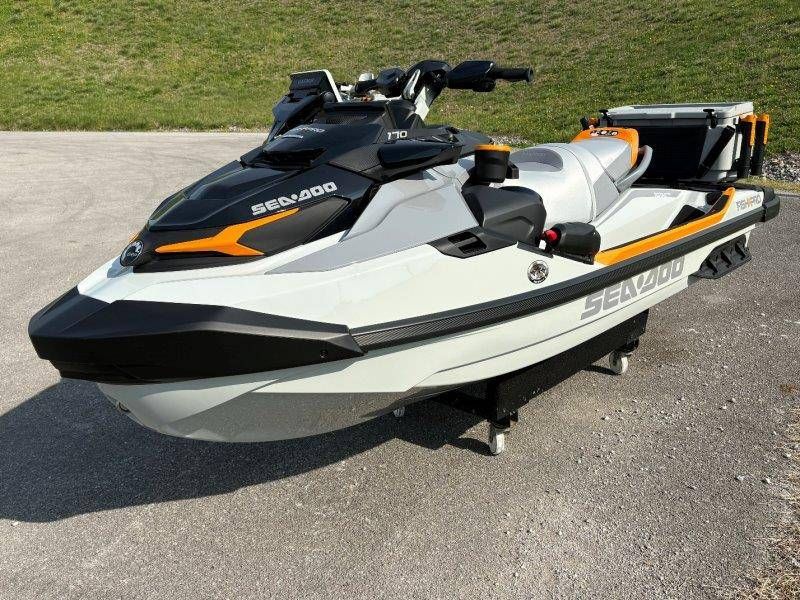 2026 Sea-Doo FishPro Trophy 170 w/ Sound - 16
