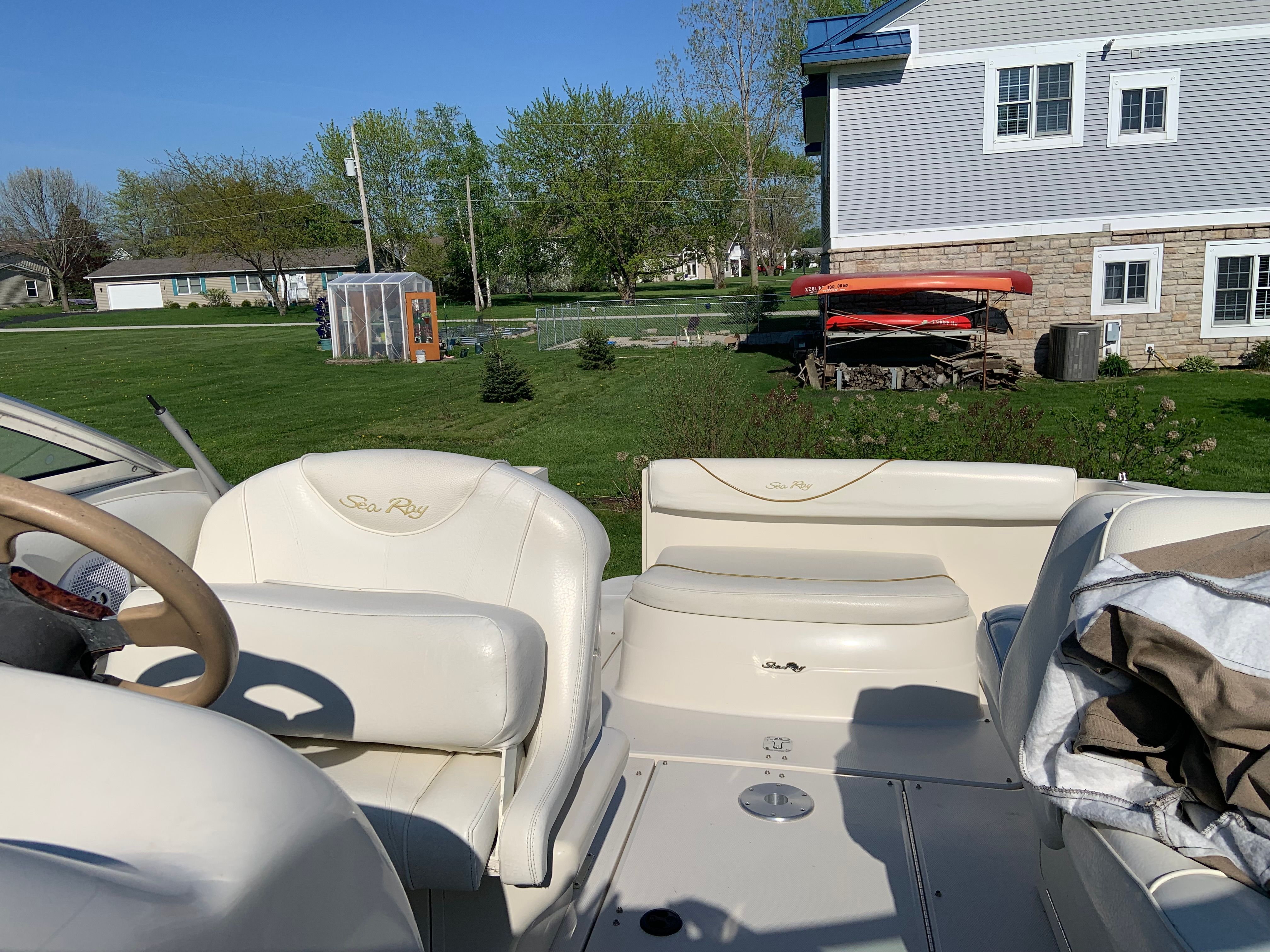 2001 Sea Ray 245 Weekender - 3
