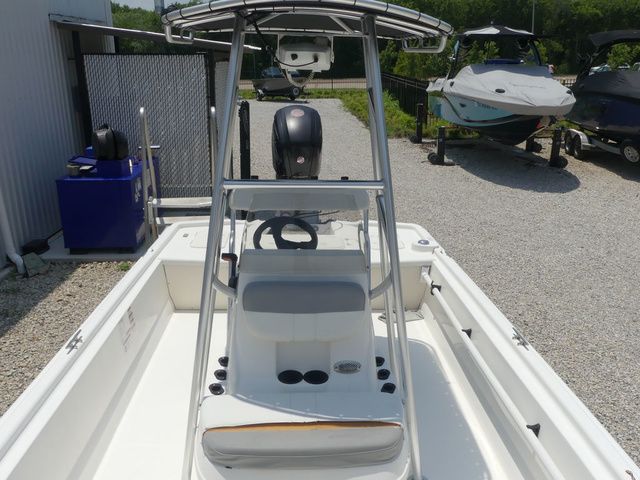 2021 Mako Pro Skiff 19 CC - 20