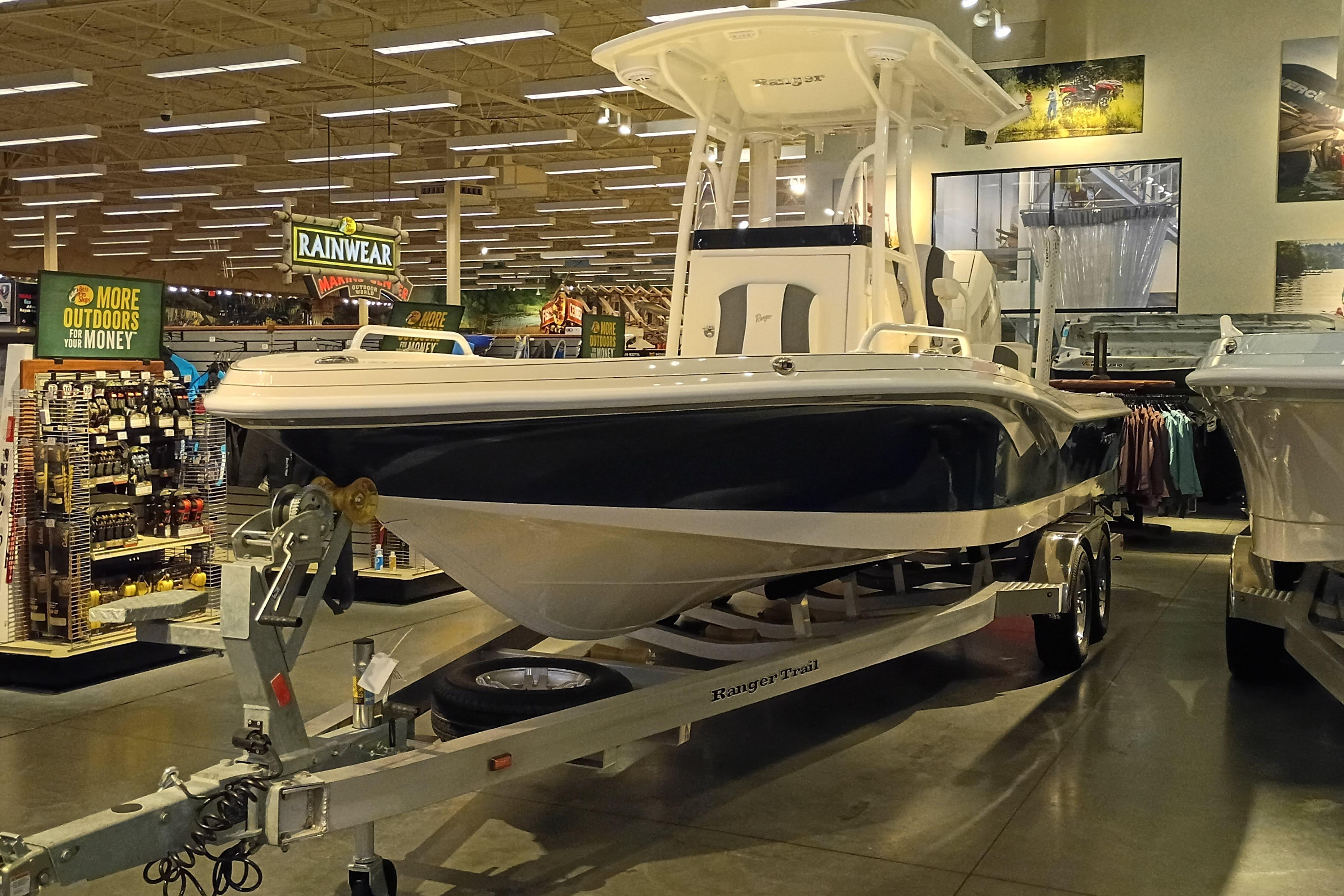 2025 Ranger 2510 Bay