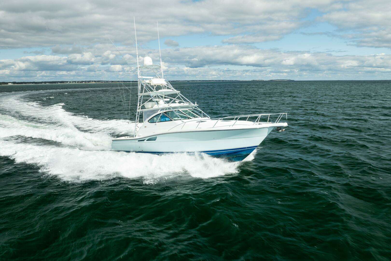 2007 Tiara Yachts 4200 Open - Image 2