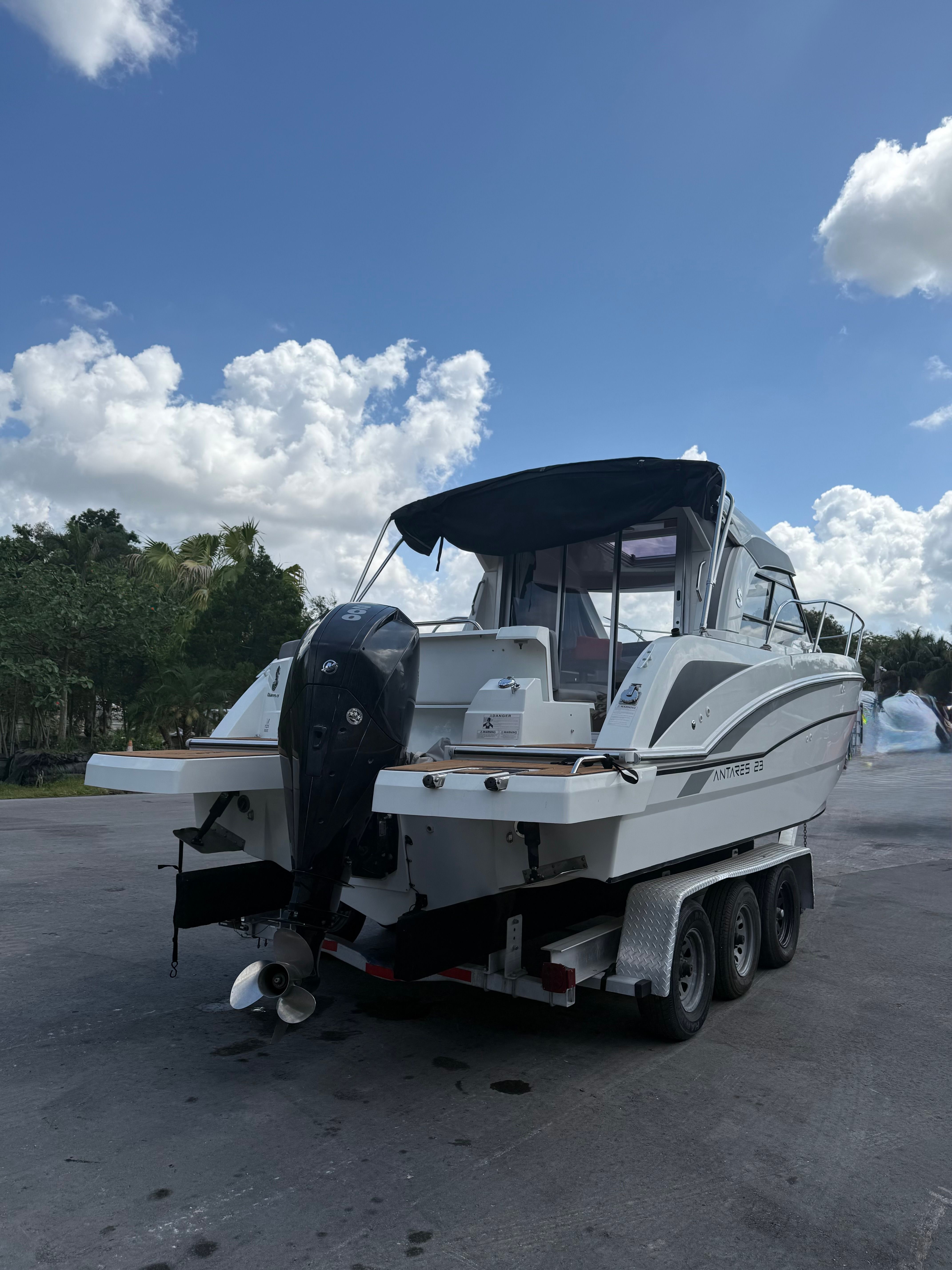 2020 Beneteau Antares 23 - 8