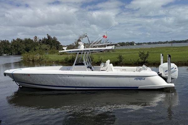 2021 Intrepid 345 Nomad FE
