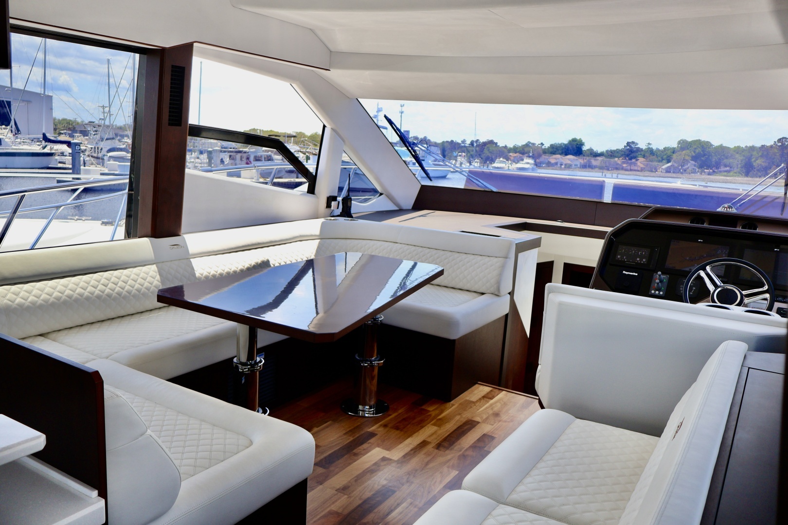 2022 Galeon 500 FLY - Image 44