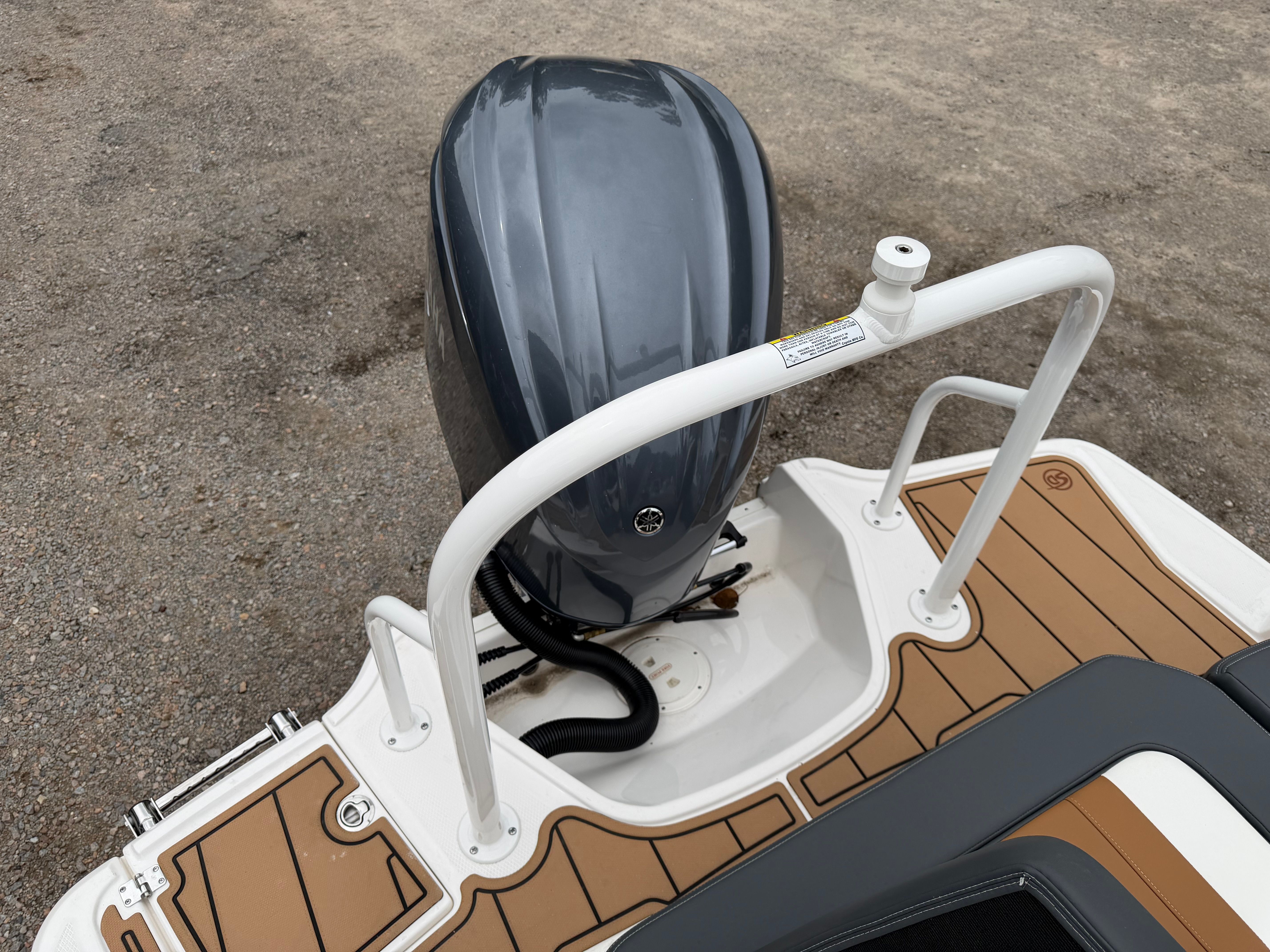 2025 CHAPARRAL 23 SSI OB - Image 6