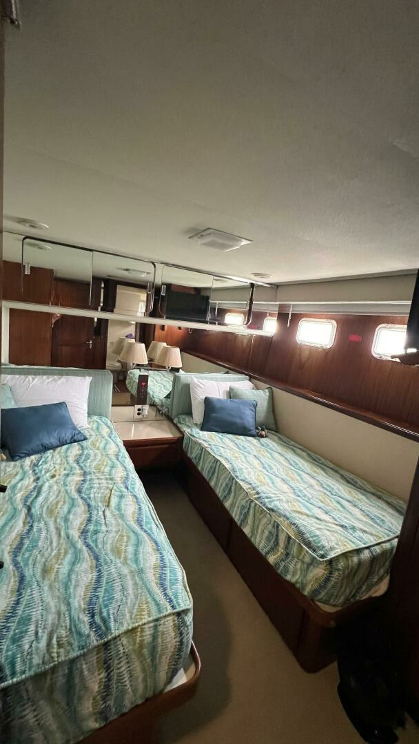 1987 Hatteras Motoryacht - Image 35