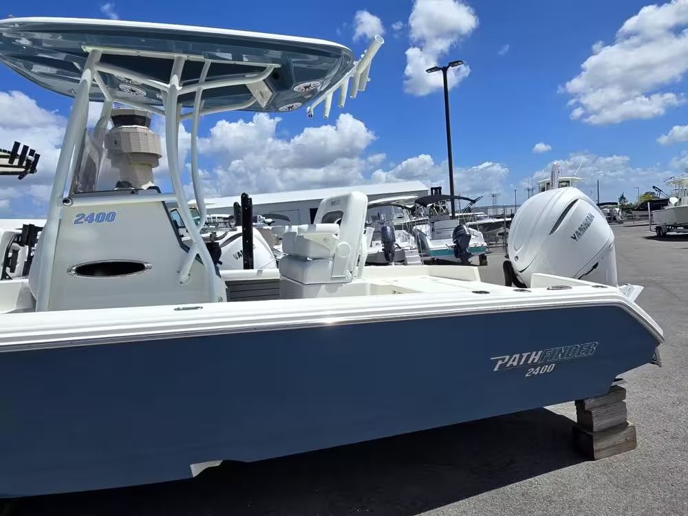 2026 Pathfinder 2400 TRS - 2