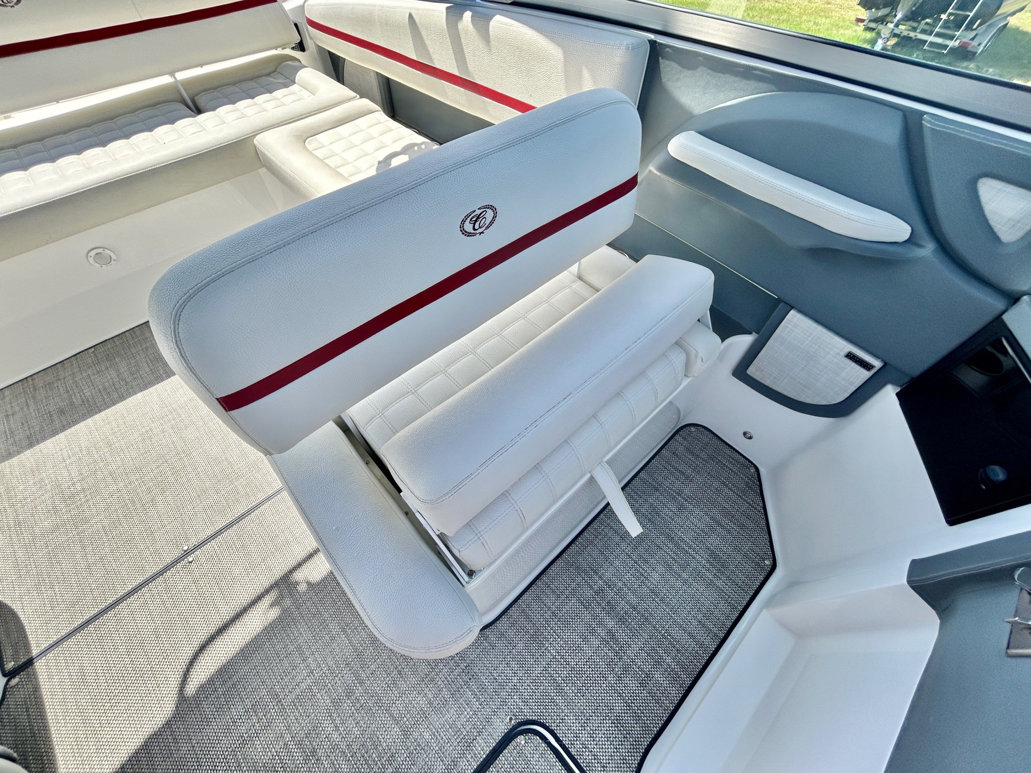 2020 Cobalt R5 Surf - 37