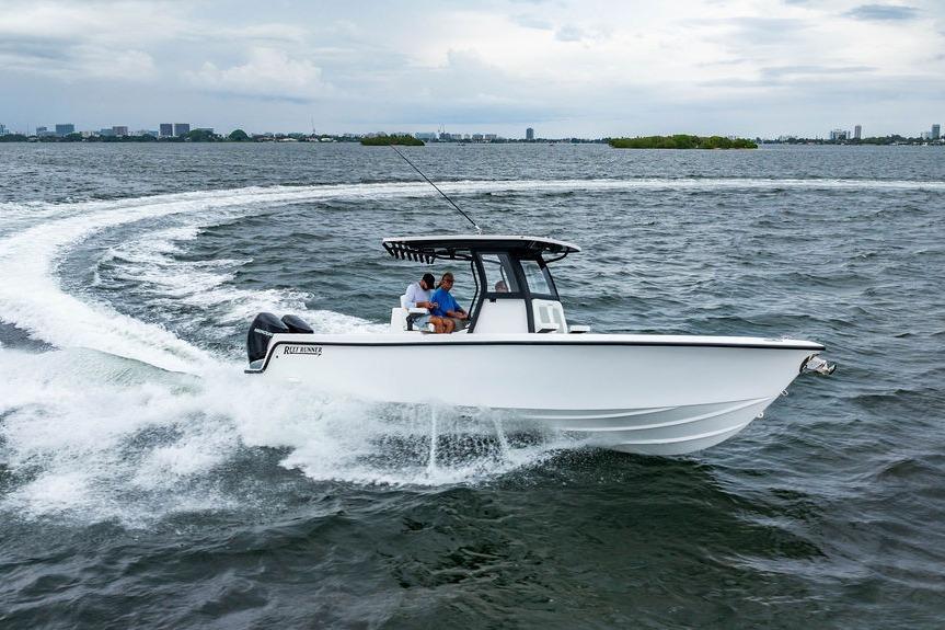 2027 Reef Runner 280