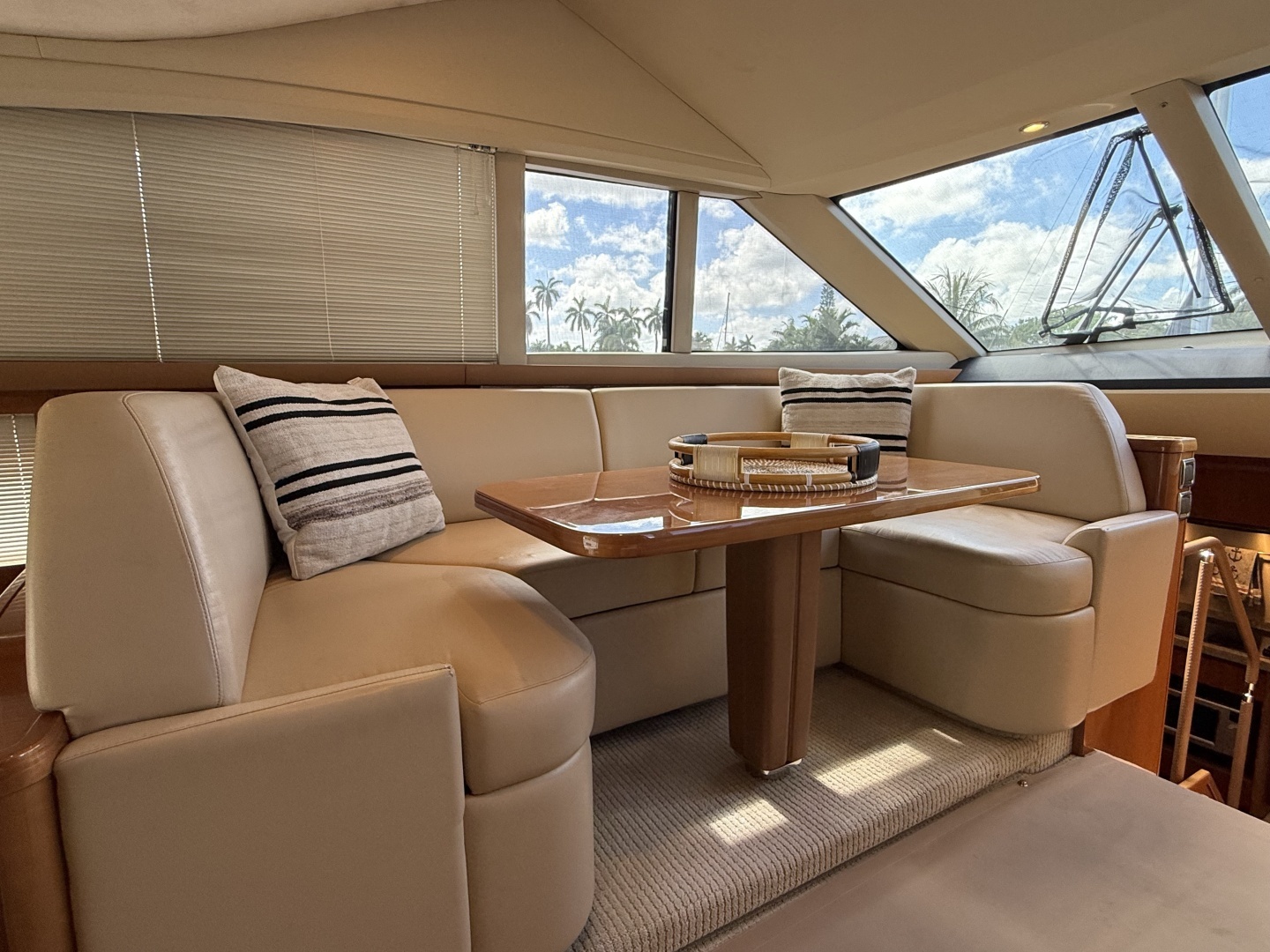 2009 Princess — - Image 12
