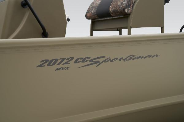 2025 Tracker Grizzly 2072 CC Sportsman - 47