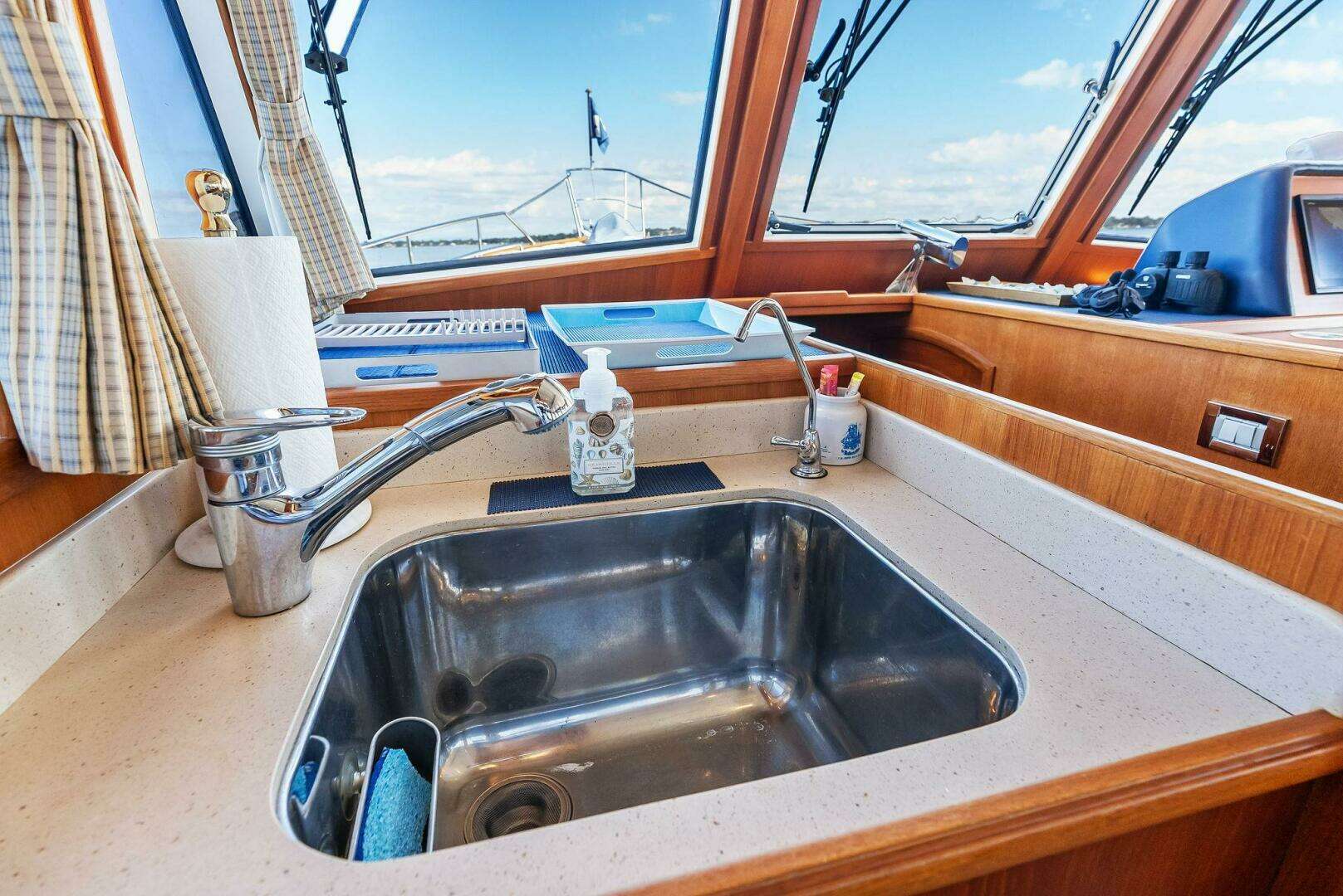 2006 Grand Banks Europa 46 - Image 35