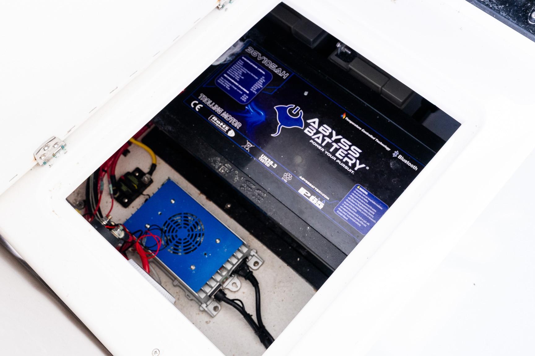 Battery compartment of 2024 Steiger Craft 31 Fisherman with Abyss Battery installed.