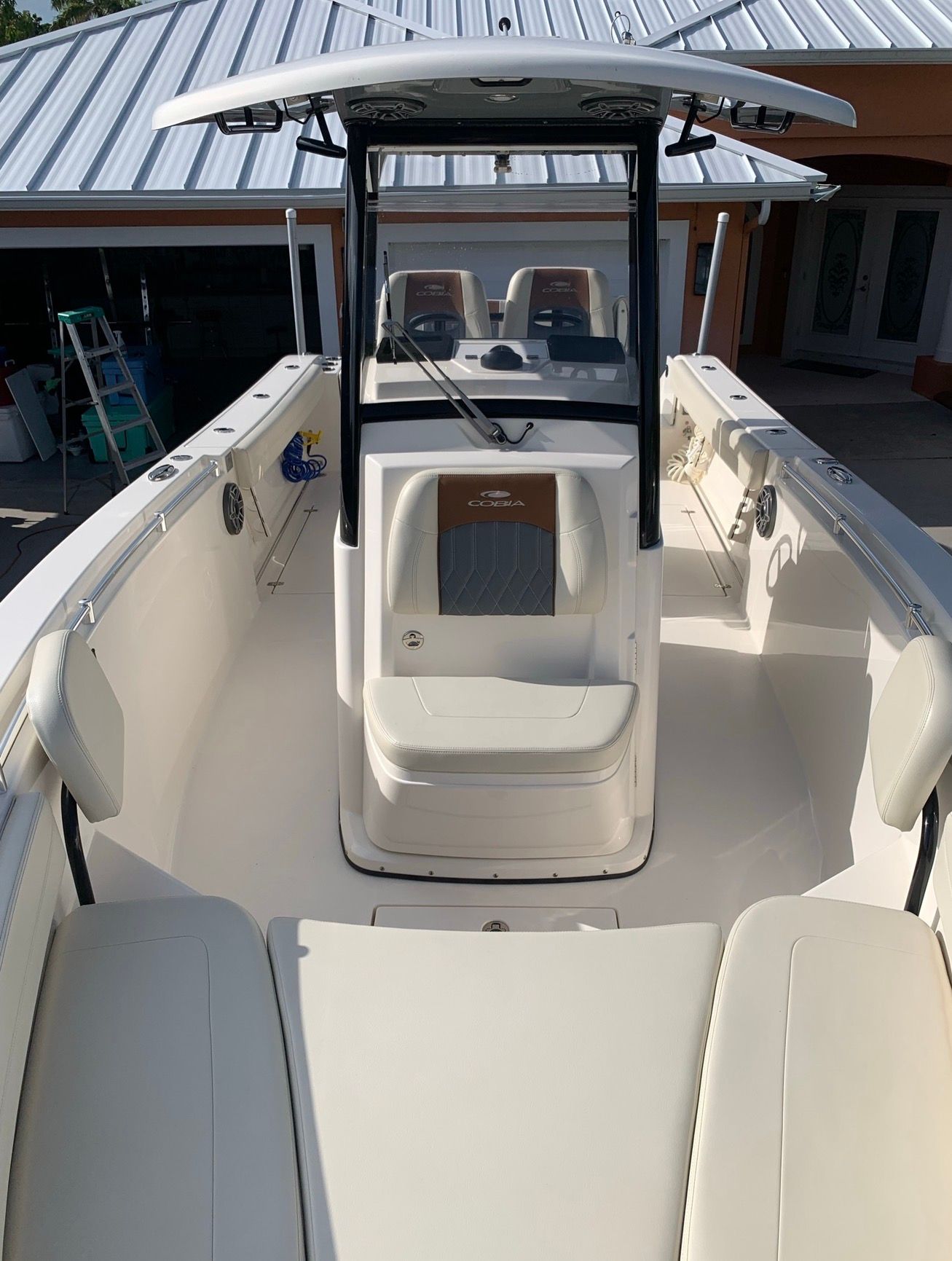 2020 Cobia 280 Center Console - 13
