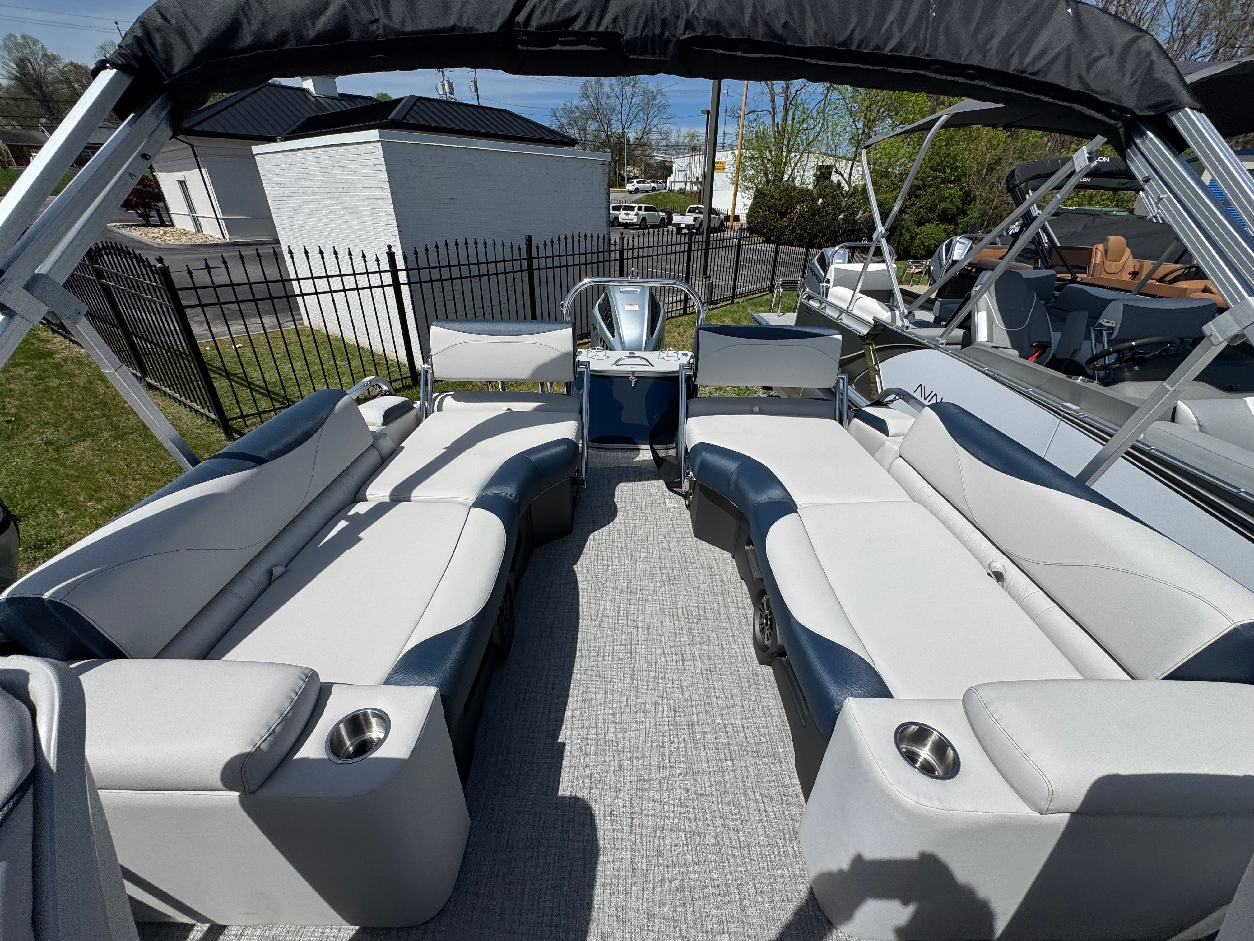 2026 Avalon 23 LSZ QLS - 24