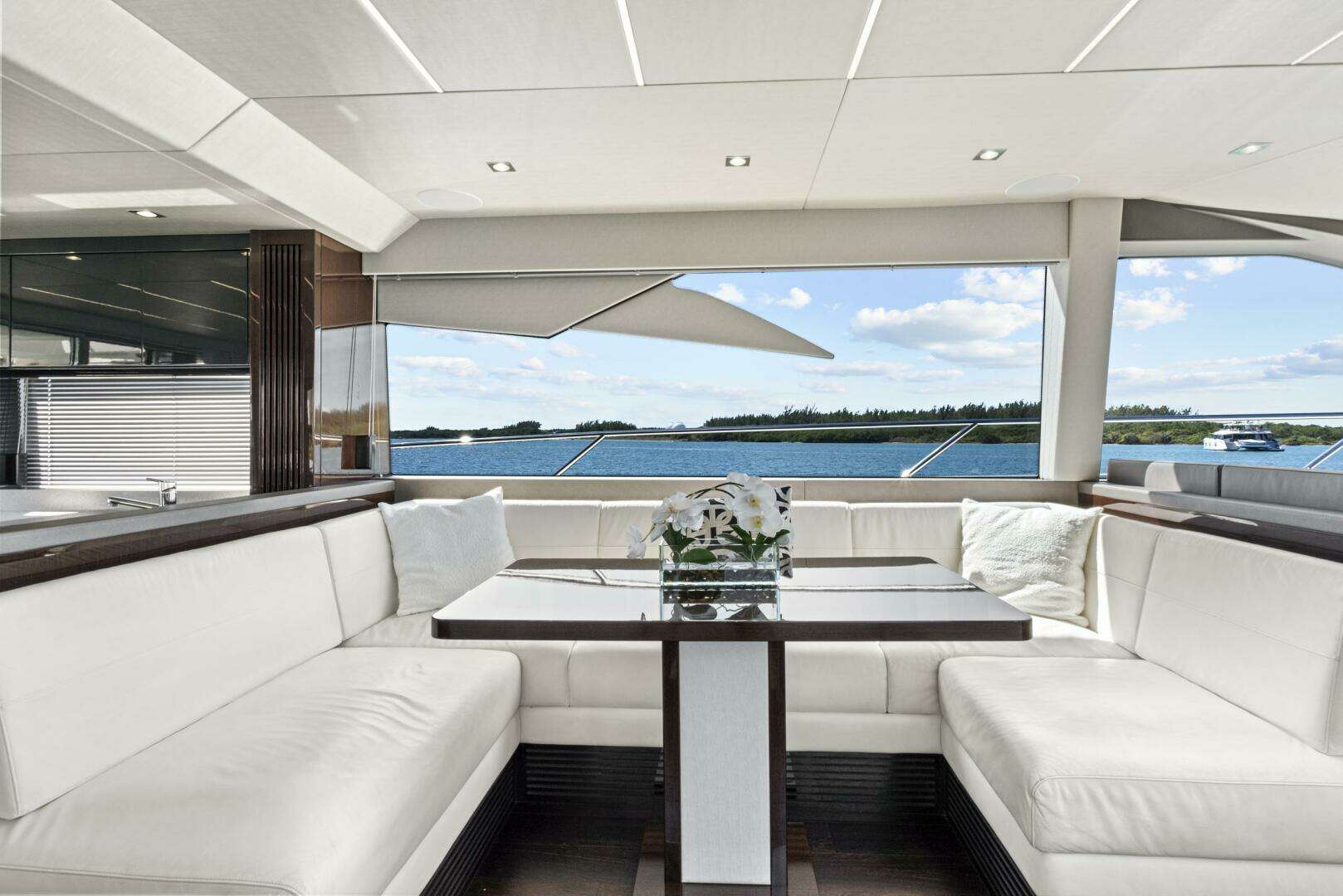 2019 Sunseeker Manhattan 66 - Image 25