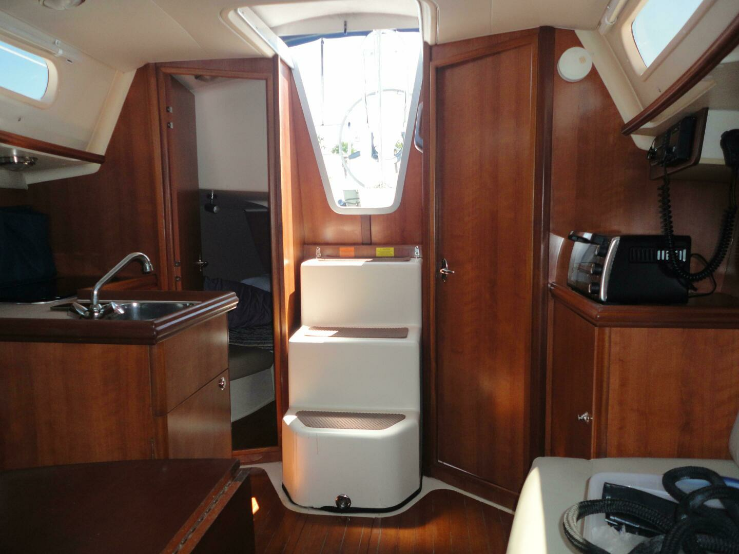 2013 Marlow-Hunter Hunter 27 - Image 5
